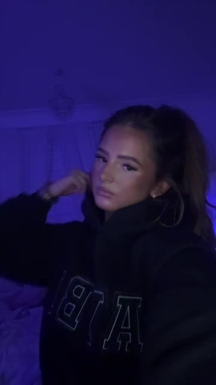 @laceysnotsopriv
