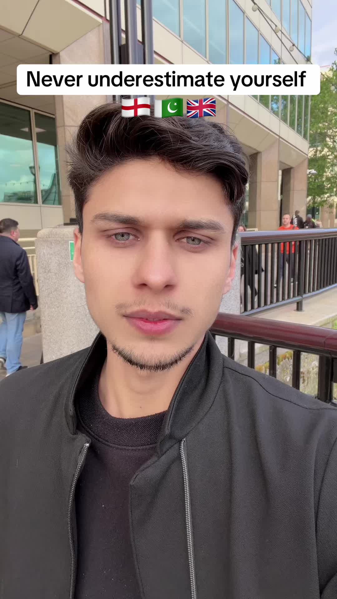 @Umar_Yaseen🇬🇧