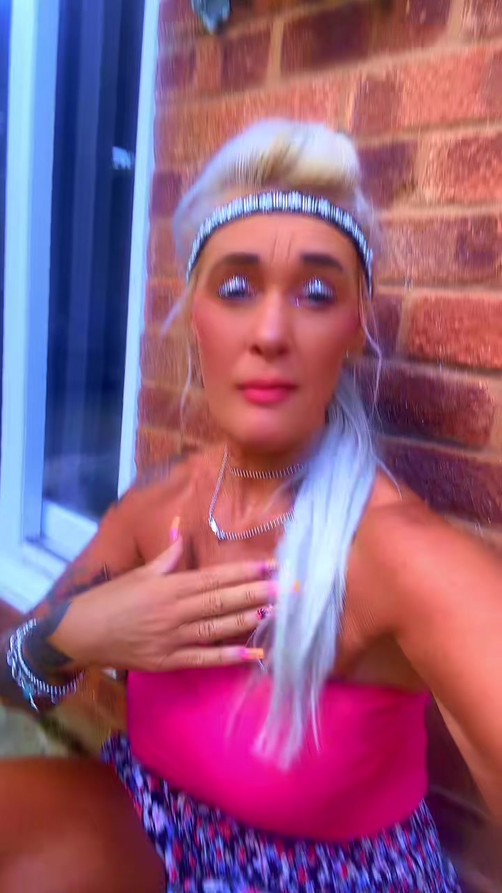 @amanda Roberts