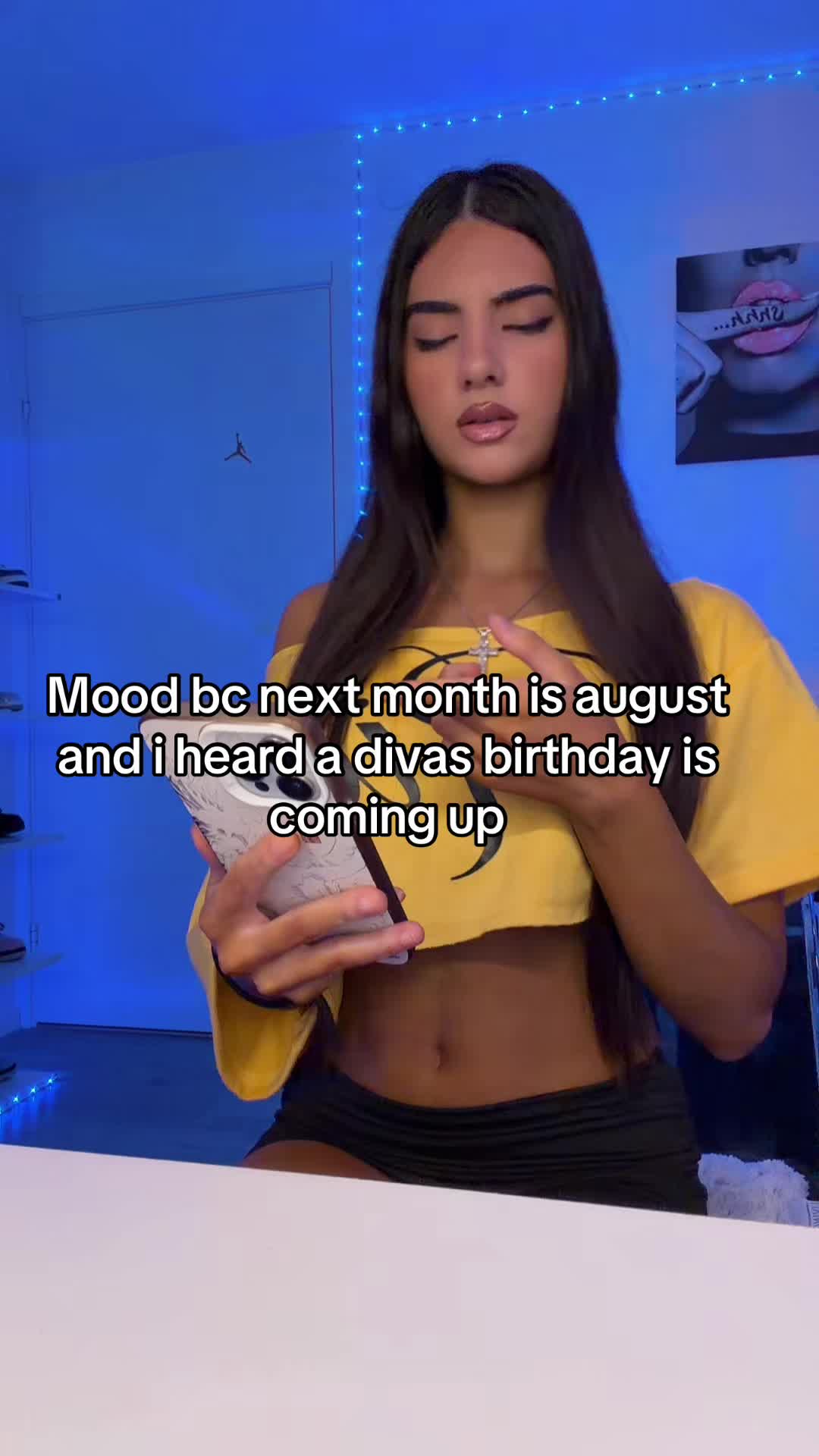 @👠