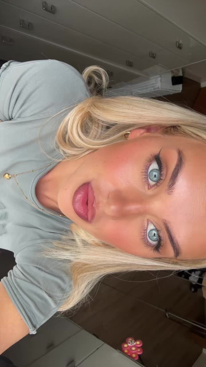 @Rhiannon blue