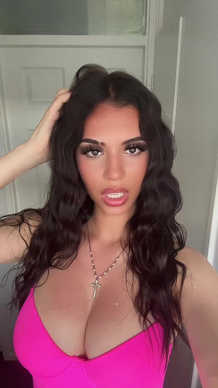 @𝐂𝑀 🧛🏼&zwj;♀️