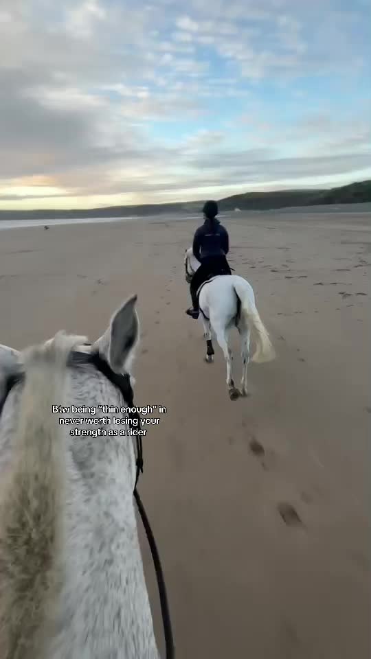 @amelia_showjumping2