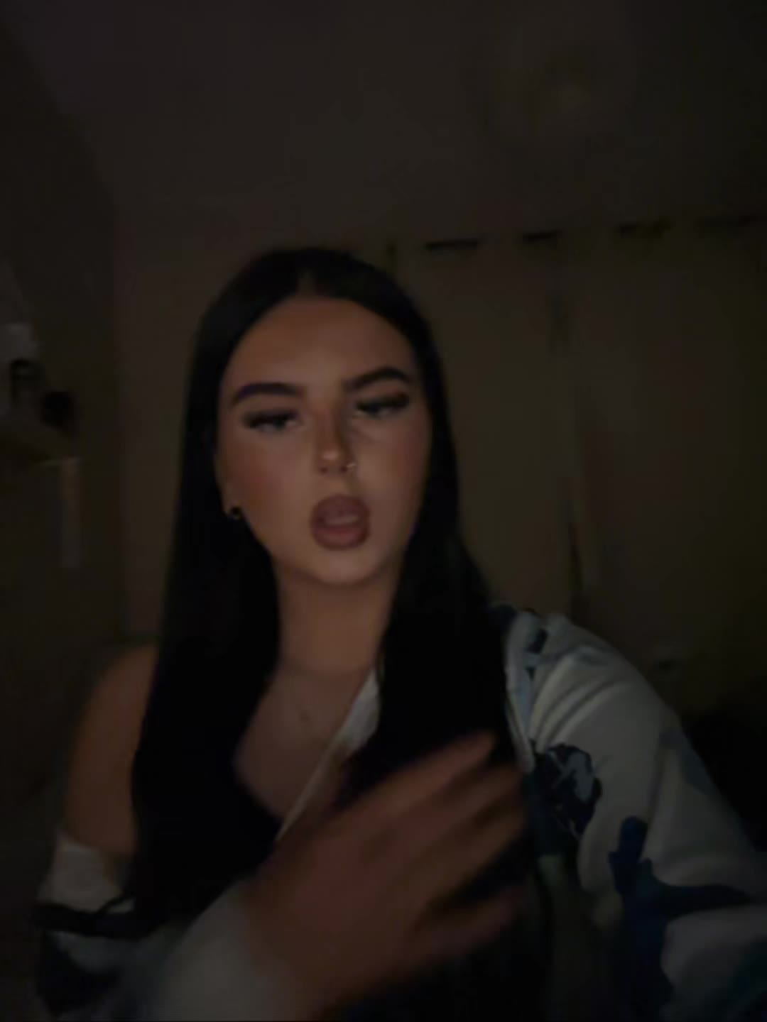 @Liv.priv