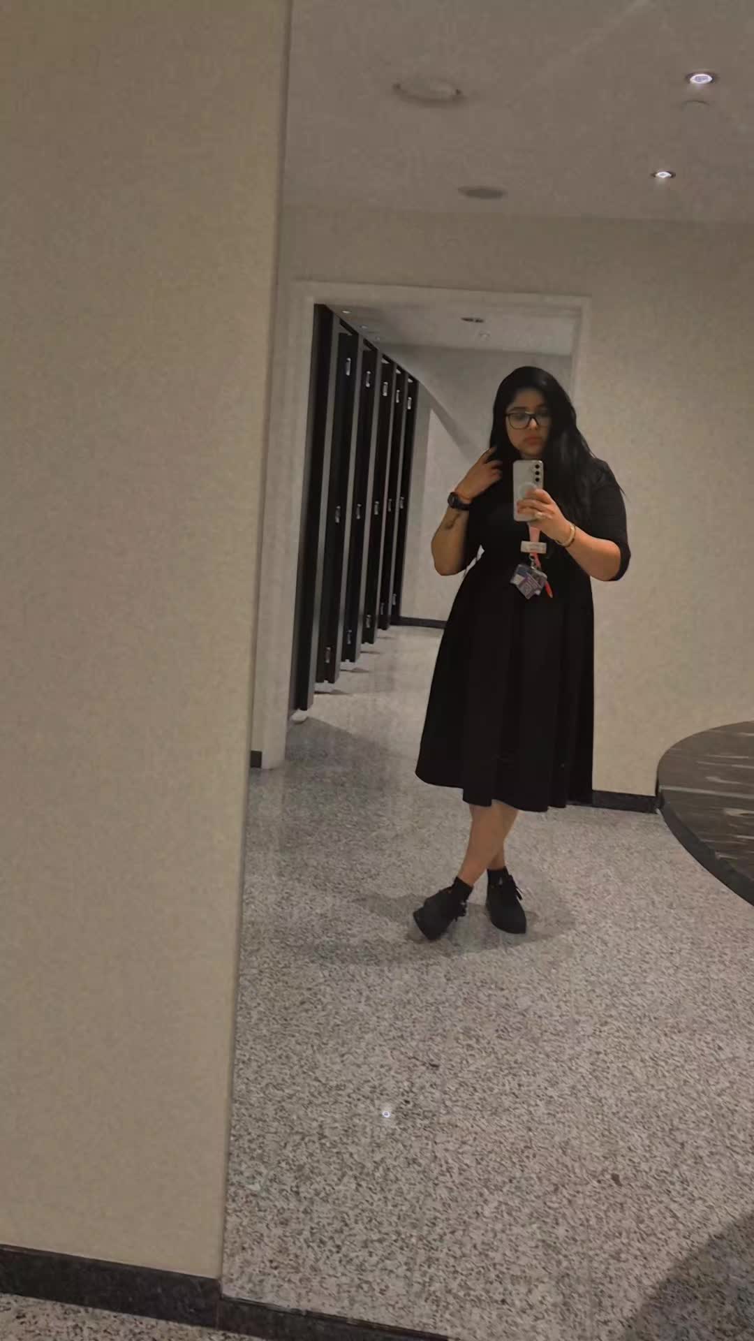 @Jaatni2526