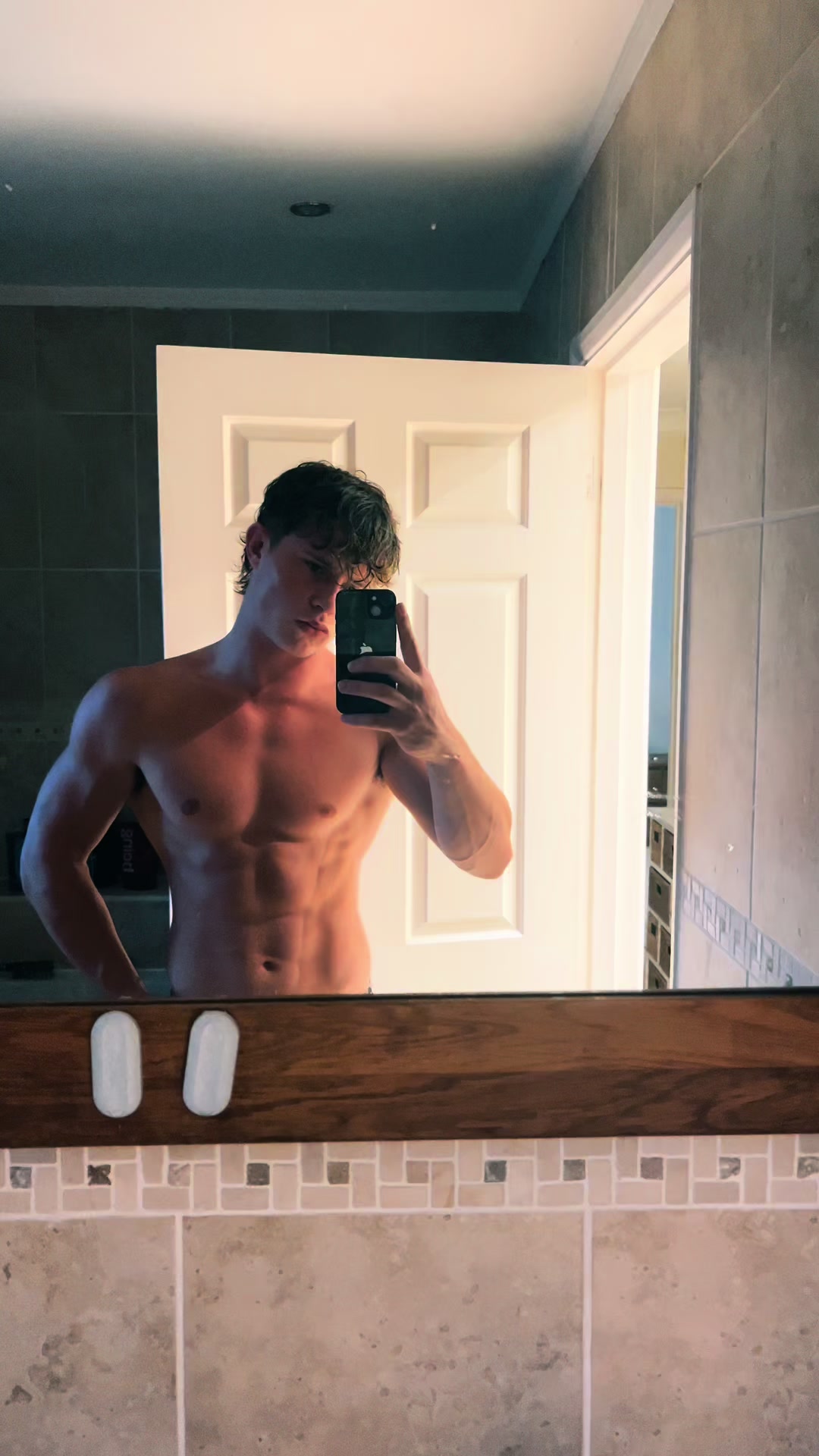 @andysthetic