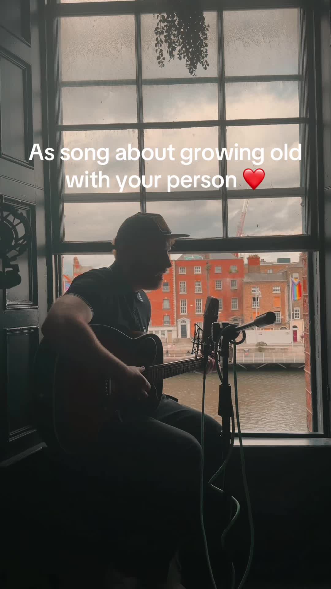 @Gavin James