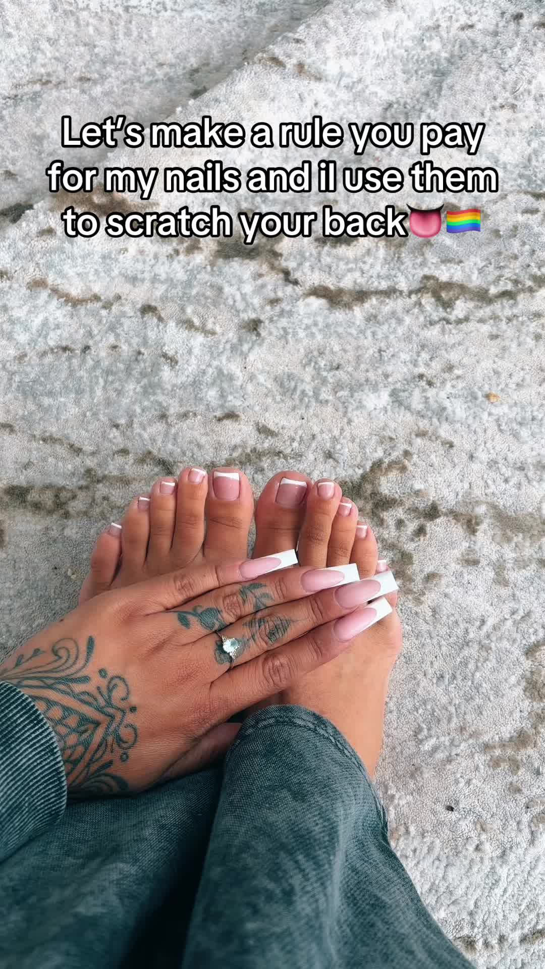 @Laurasdiaries🏳️&zwj;🌈🩷