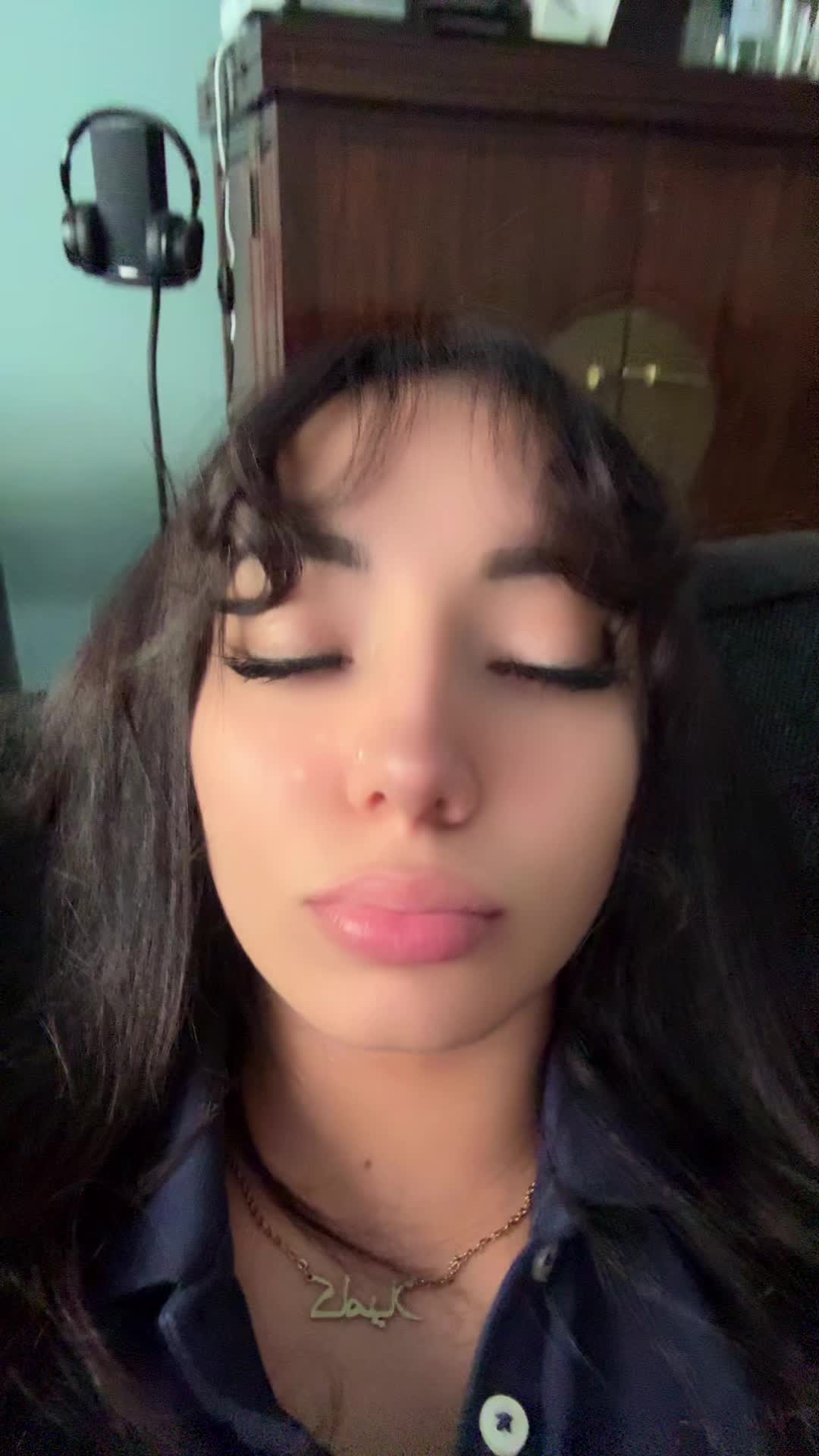 @M