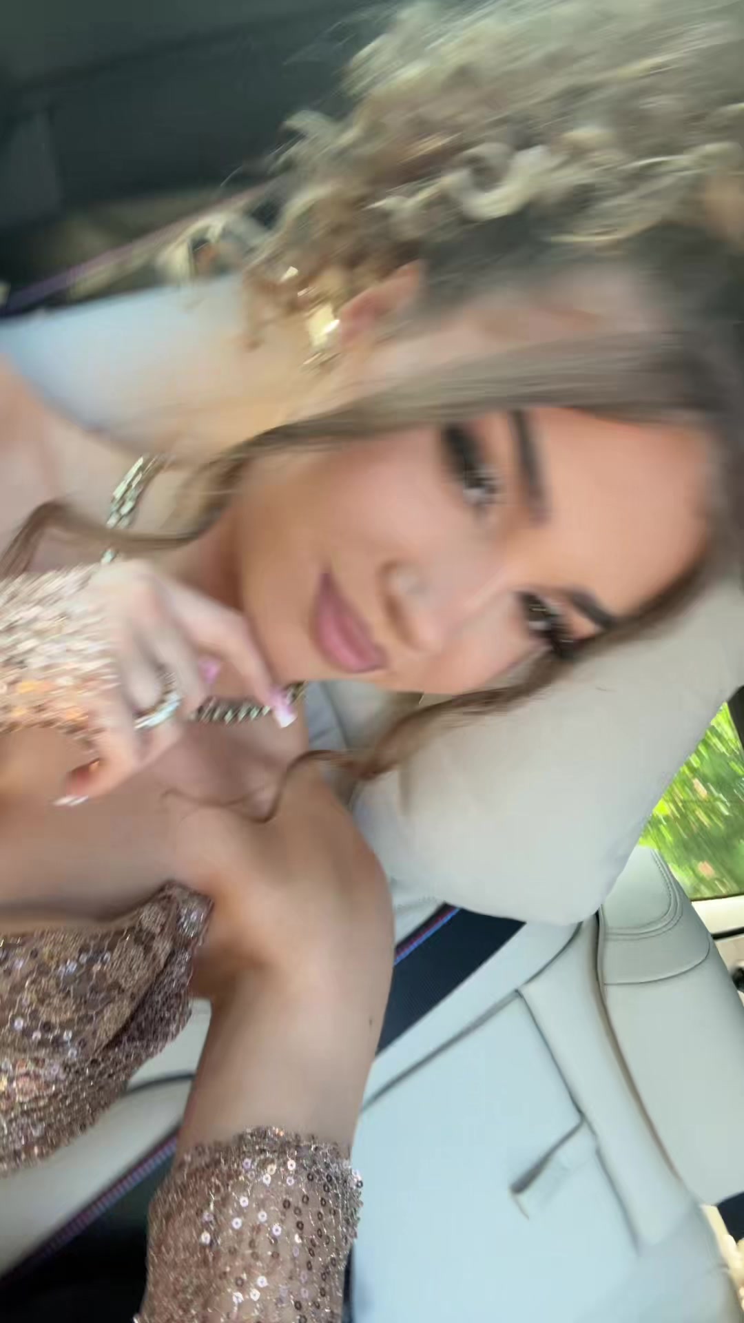 @Creața🍸