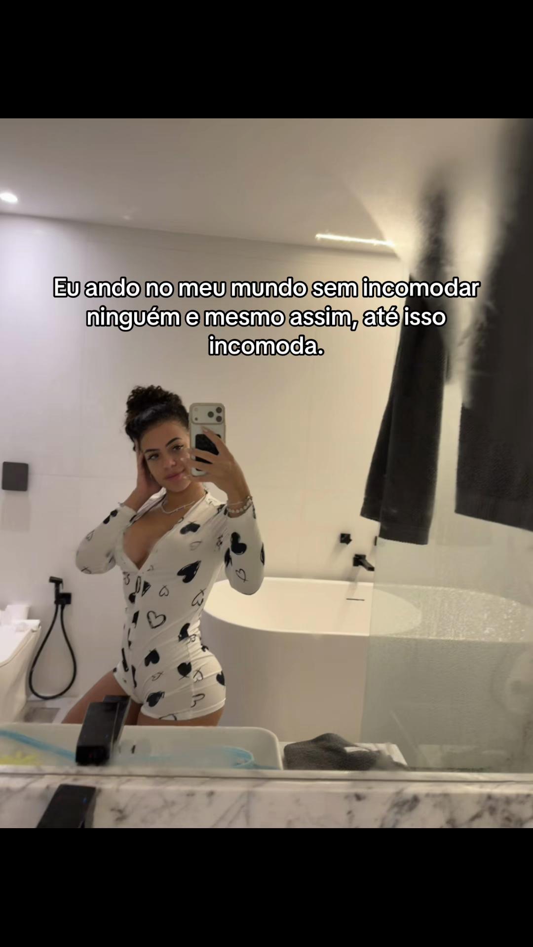 @Eduarda Gutierrez
