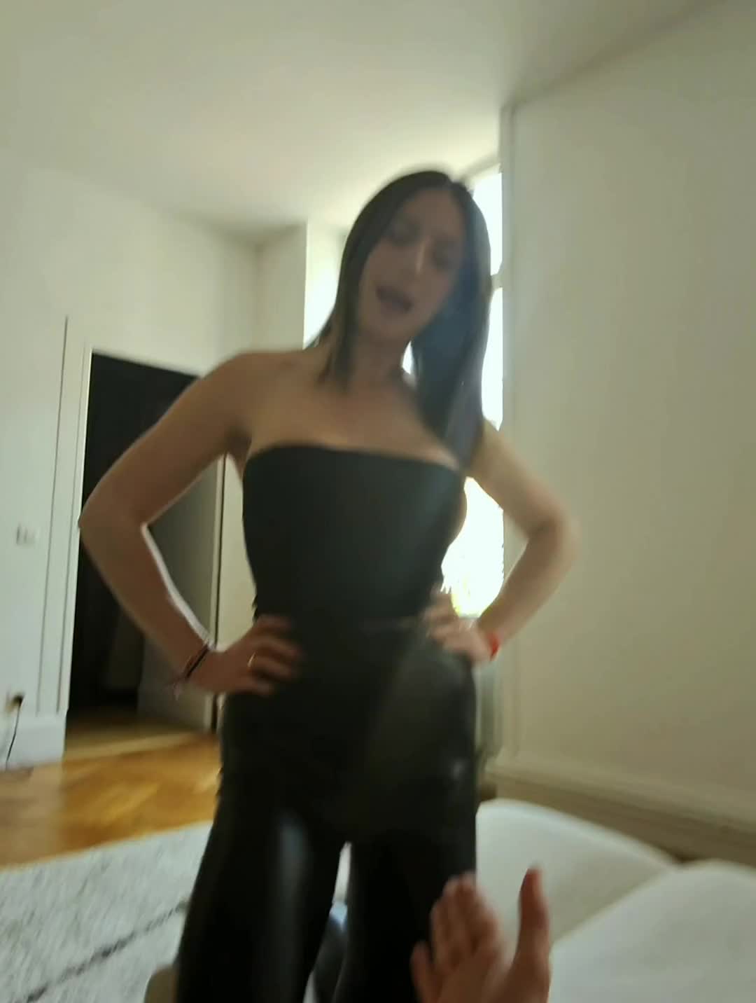 @Eva