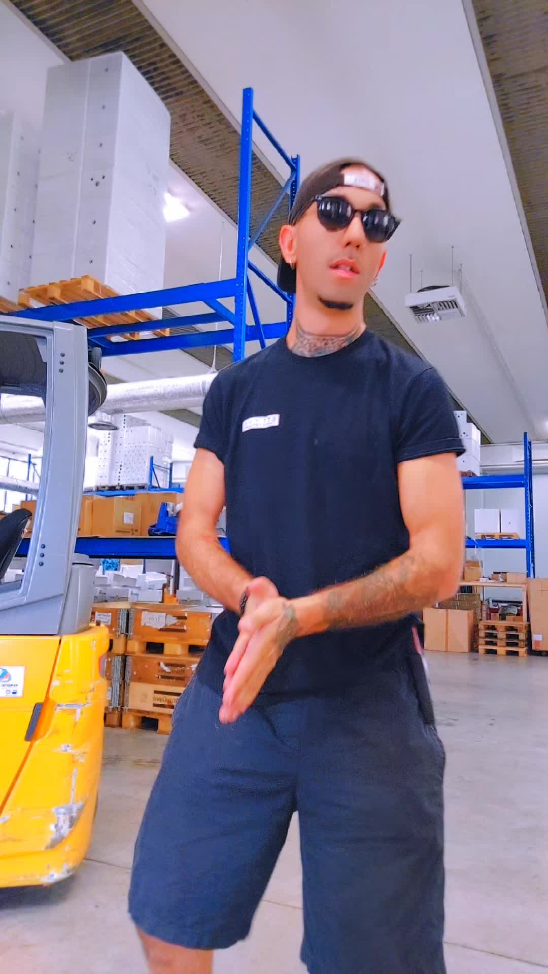 @MATRIX89