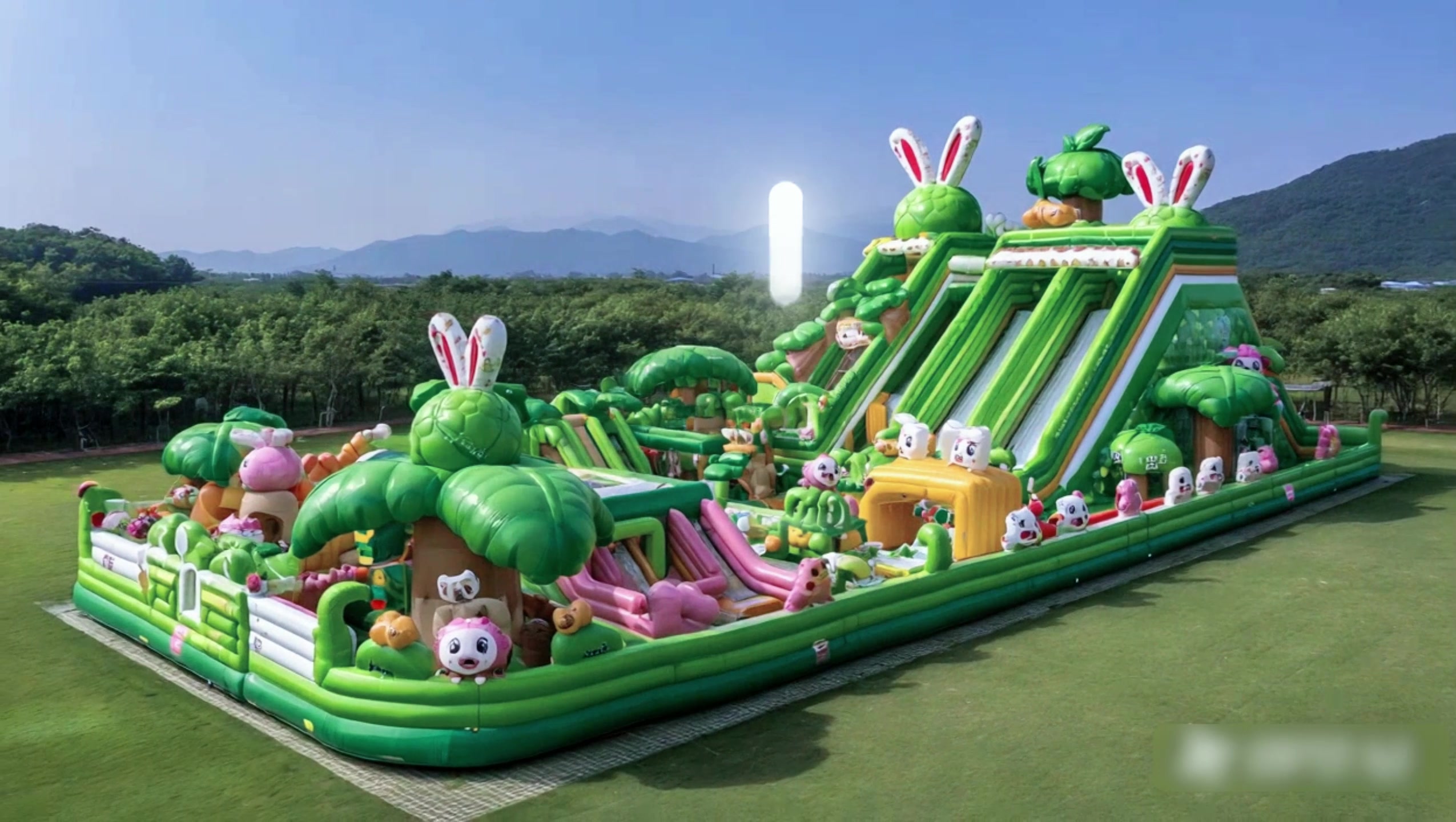@LuckyJump Inflatables