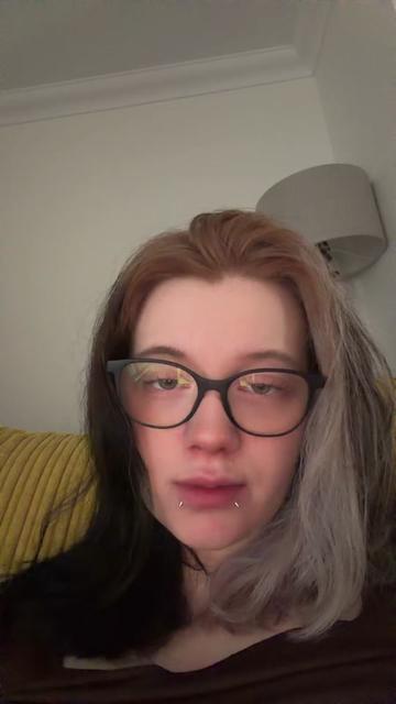 @owogirlie