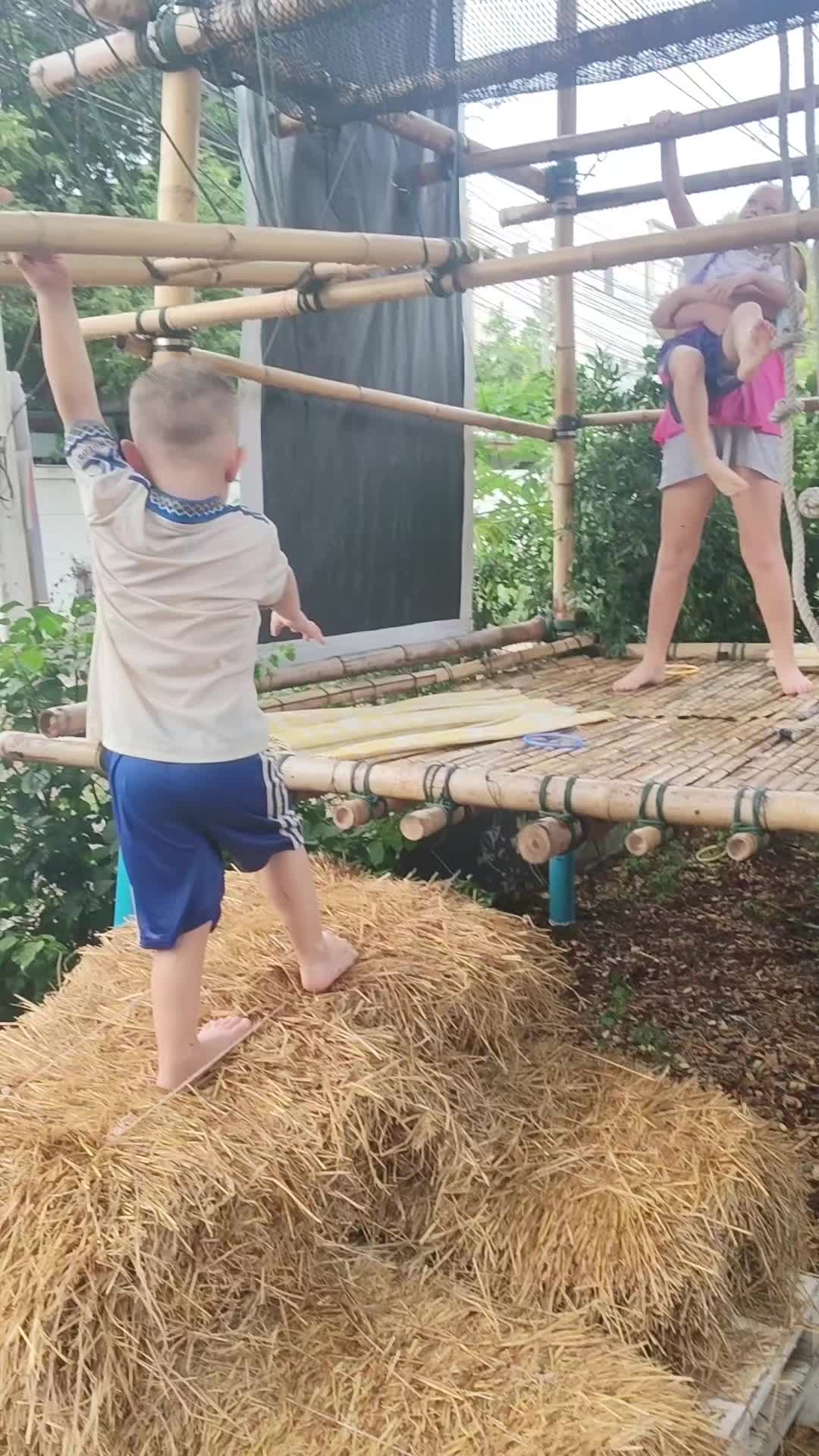 @Hiltontraveltales
