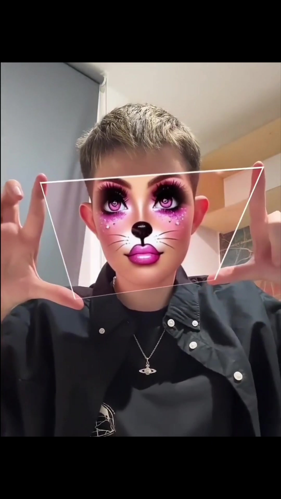 @Maisie