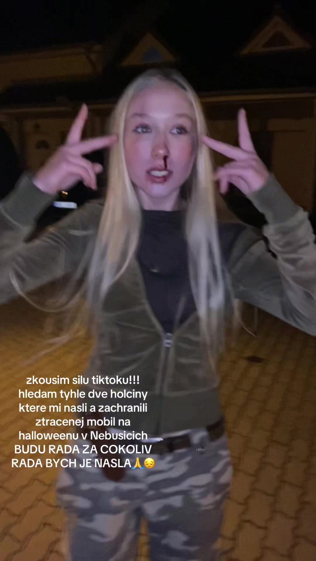 @️