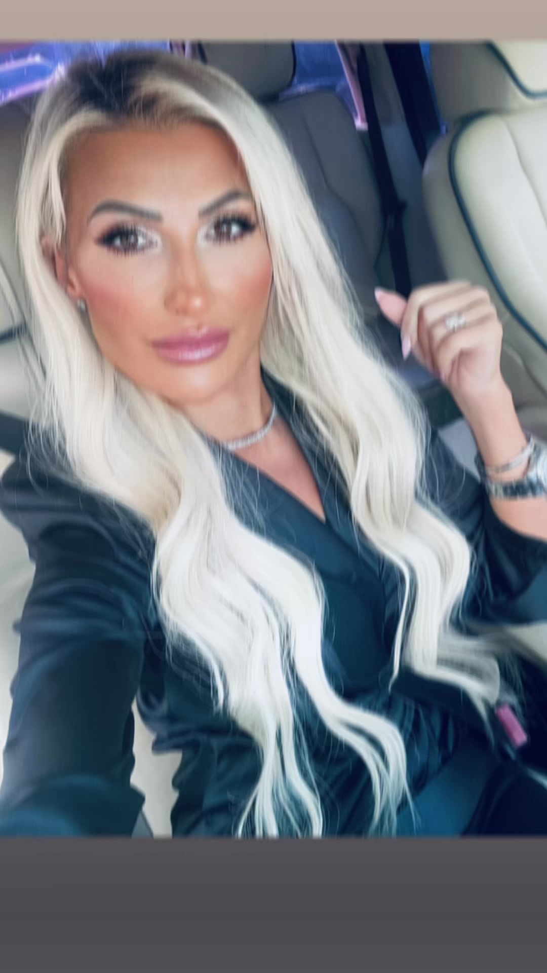 @elaSK1322