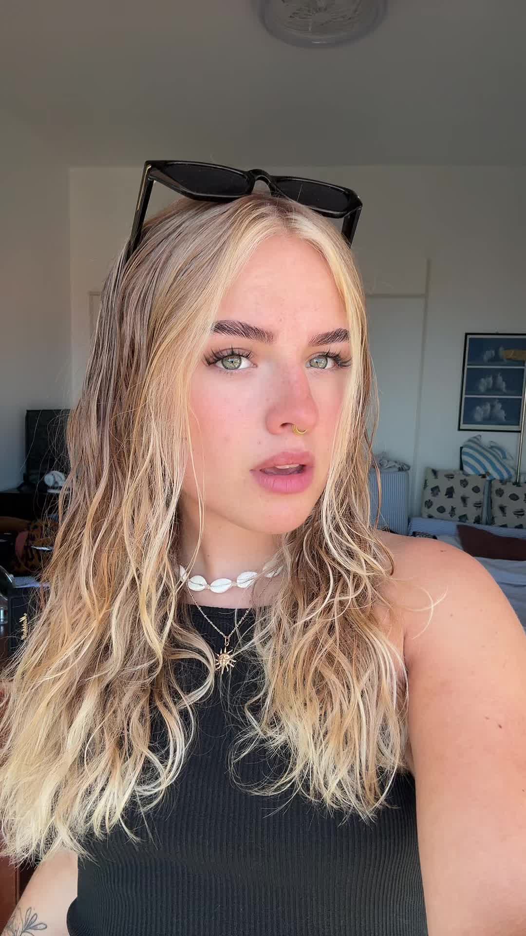 @Lara🖤