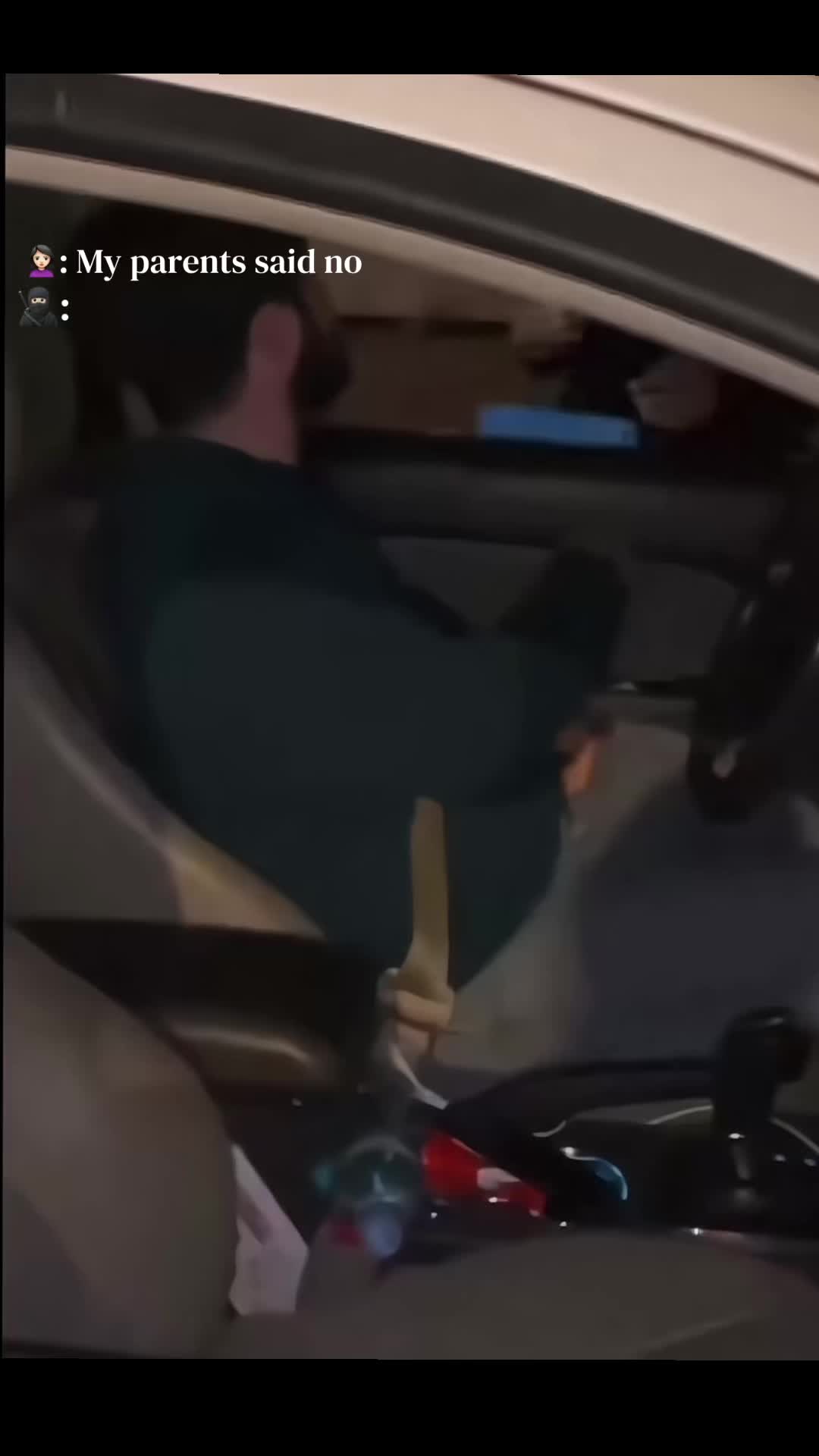 @⃟