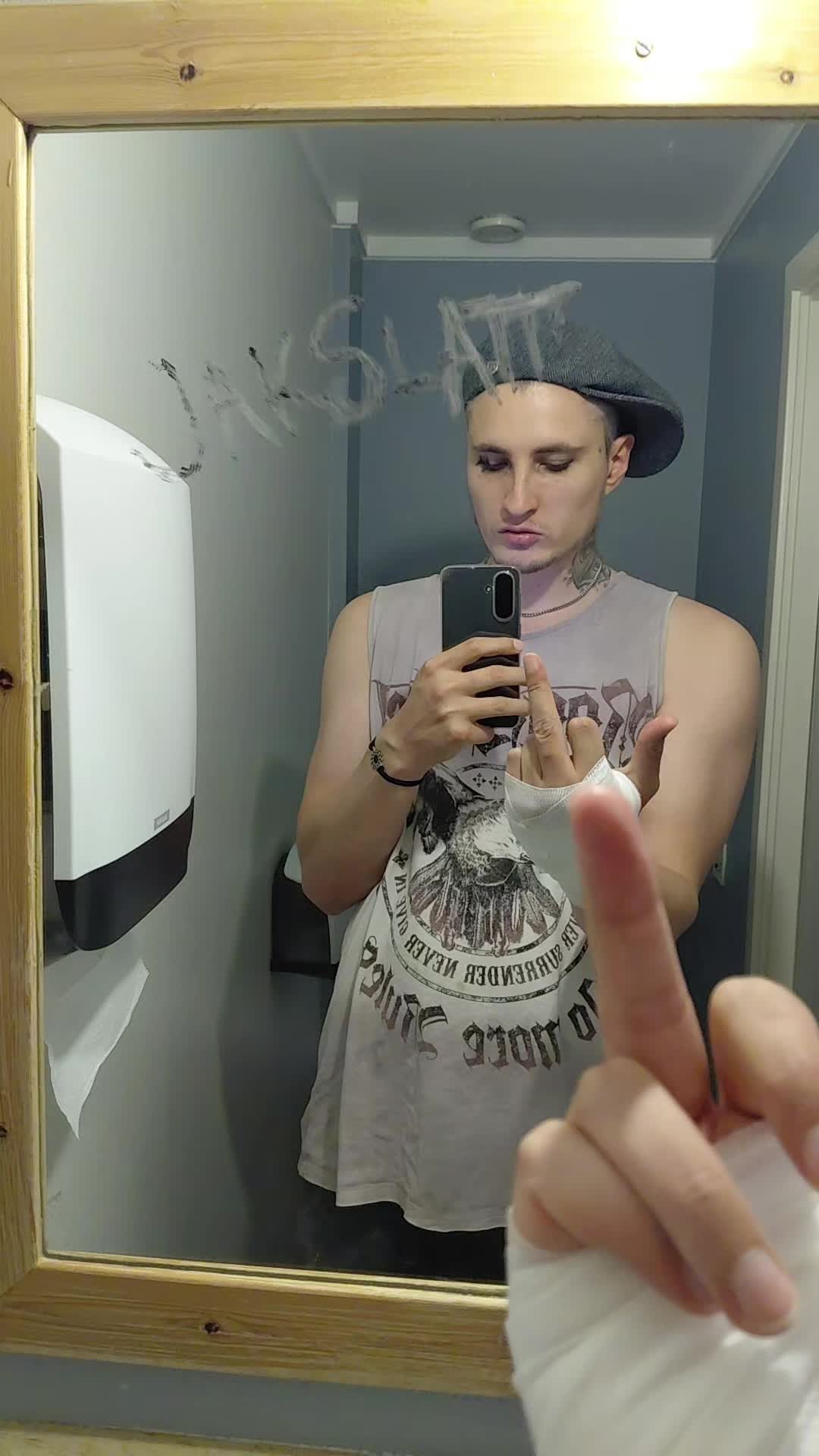 @JakSlatt
