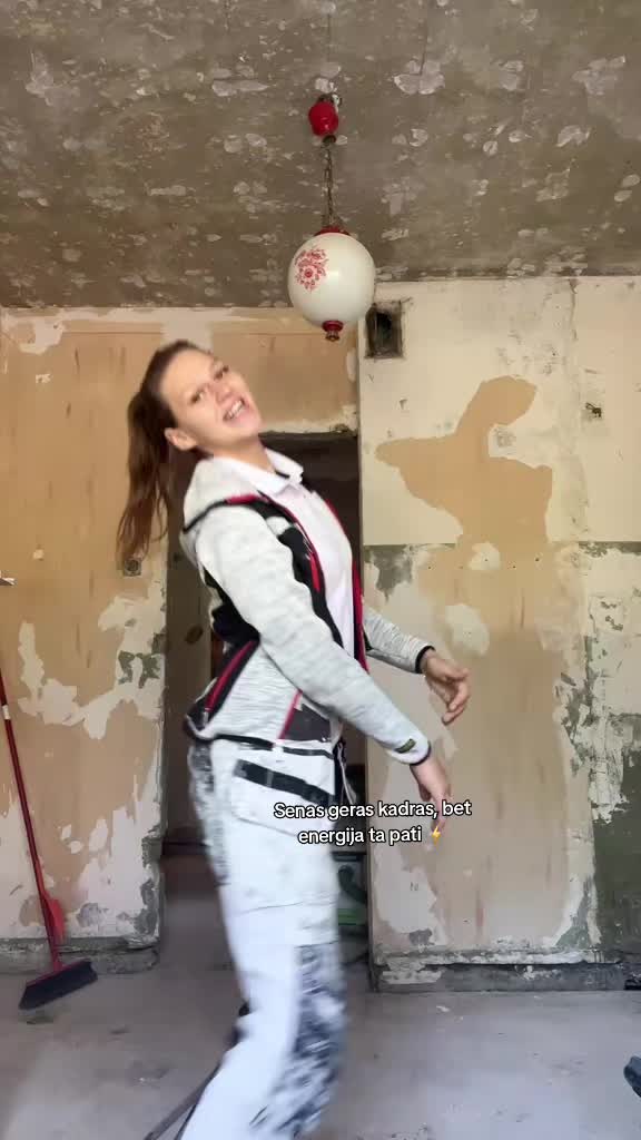 @__Sandra__