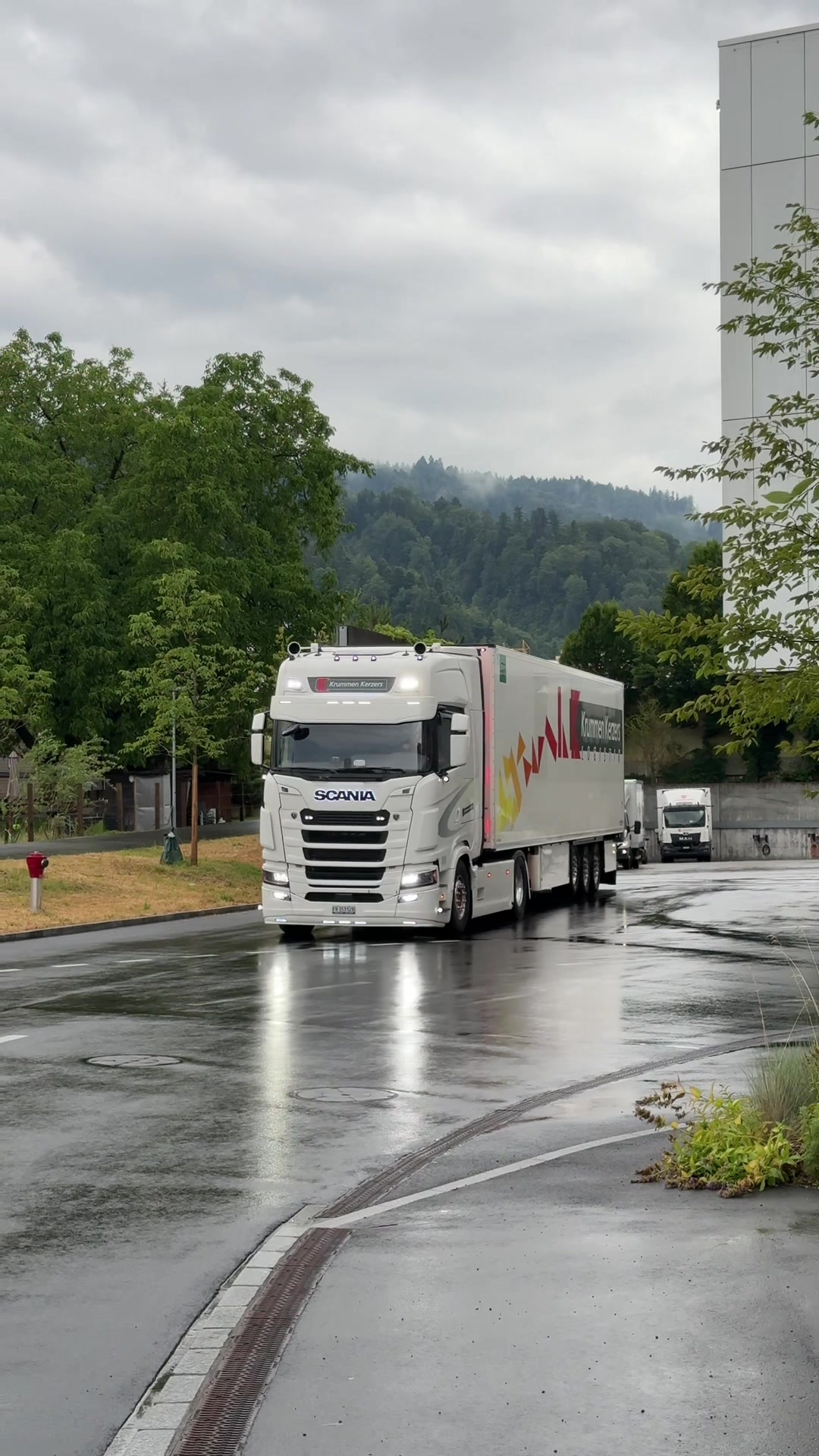 @Truckspotter Nicolas