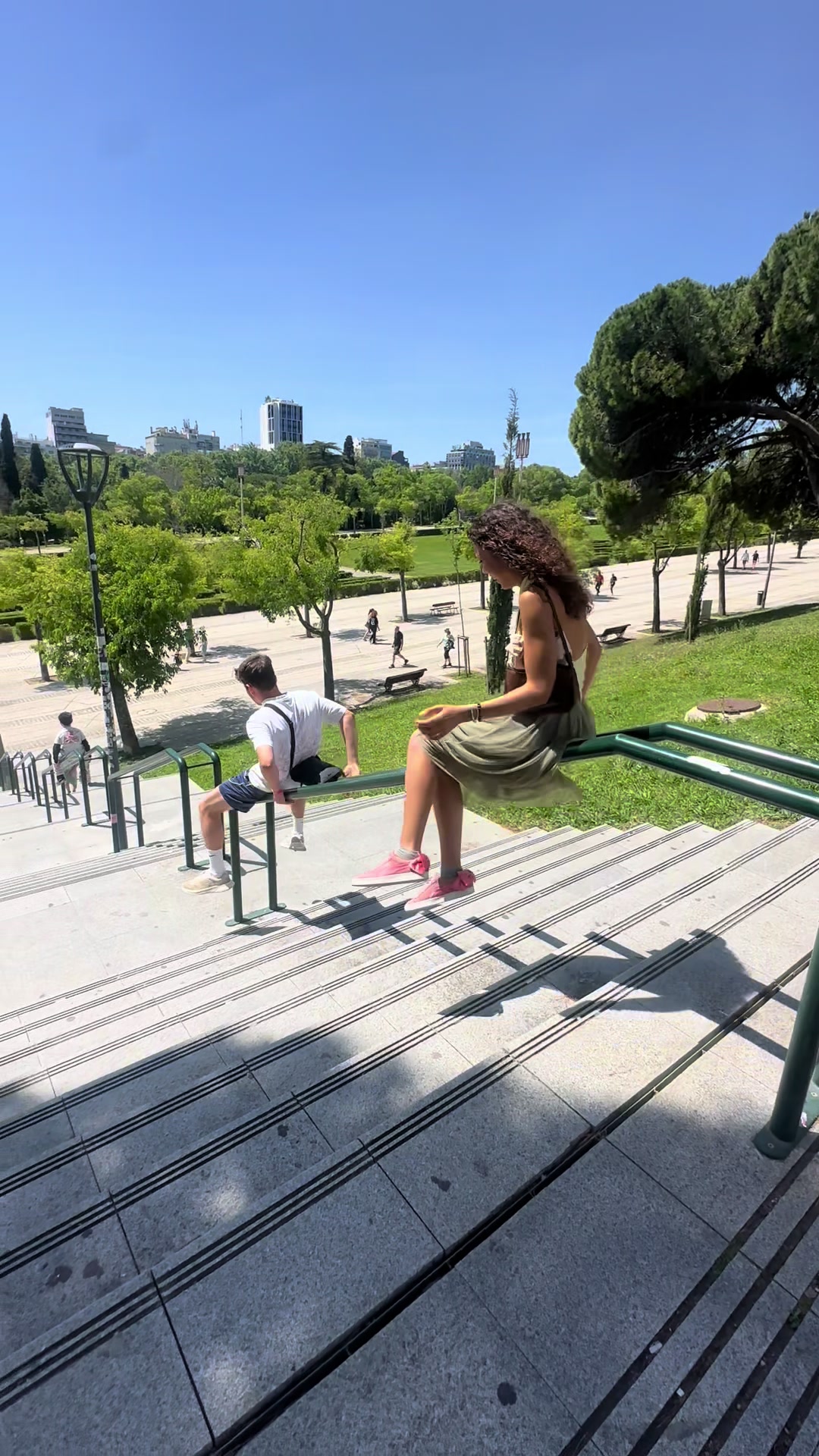 @𝑽𝒊𝒐𝒍𝒆𝒕𝒕𝒆 🌺