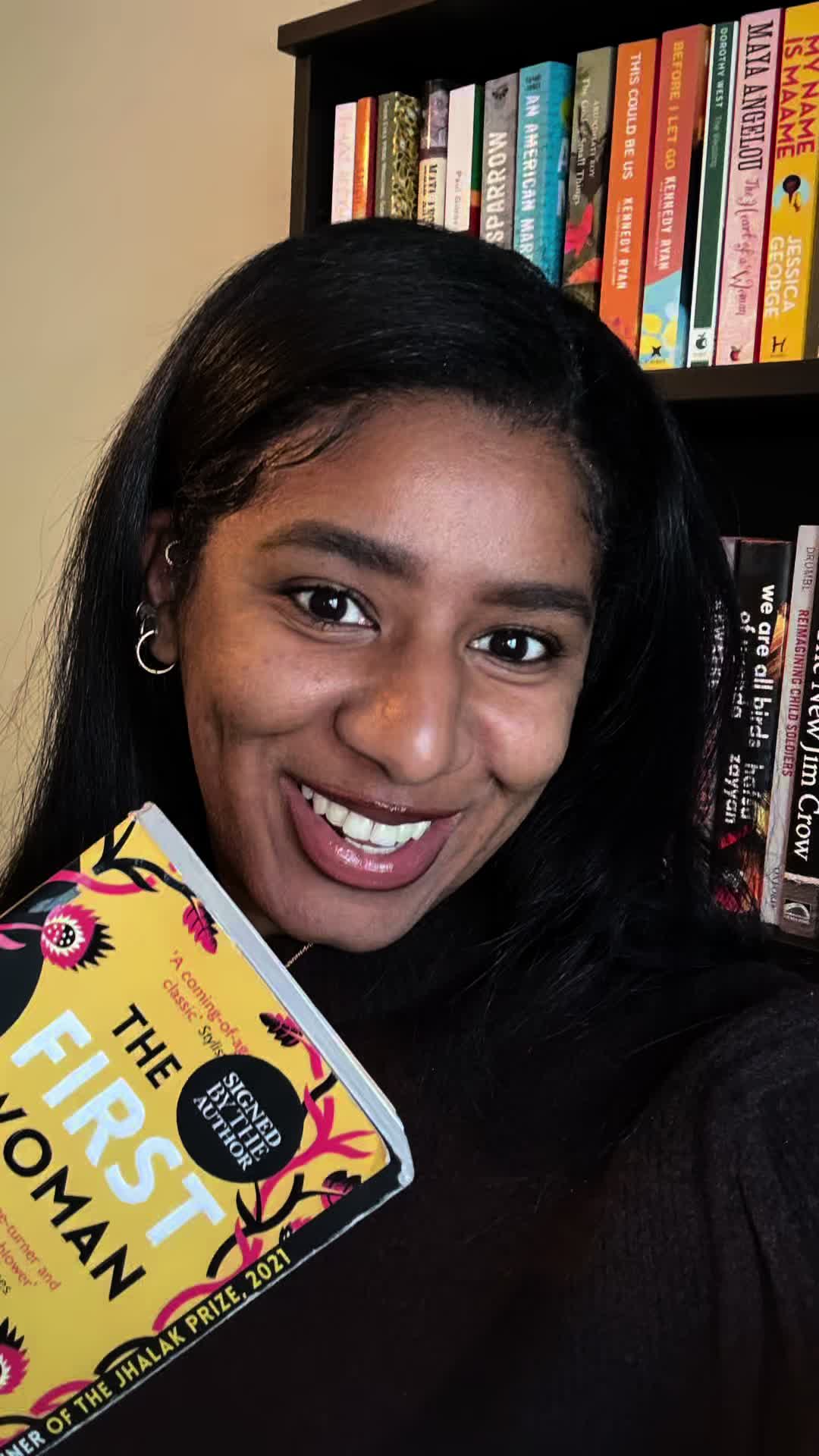 @bookswith_bee