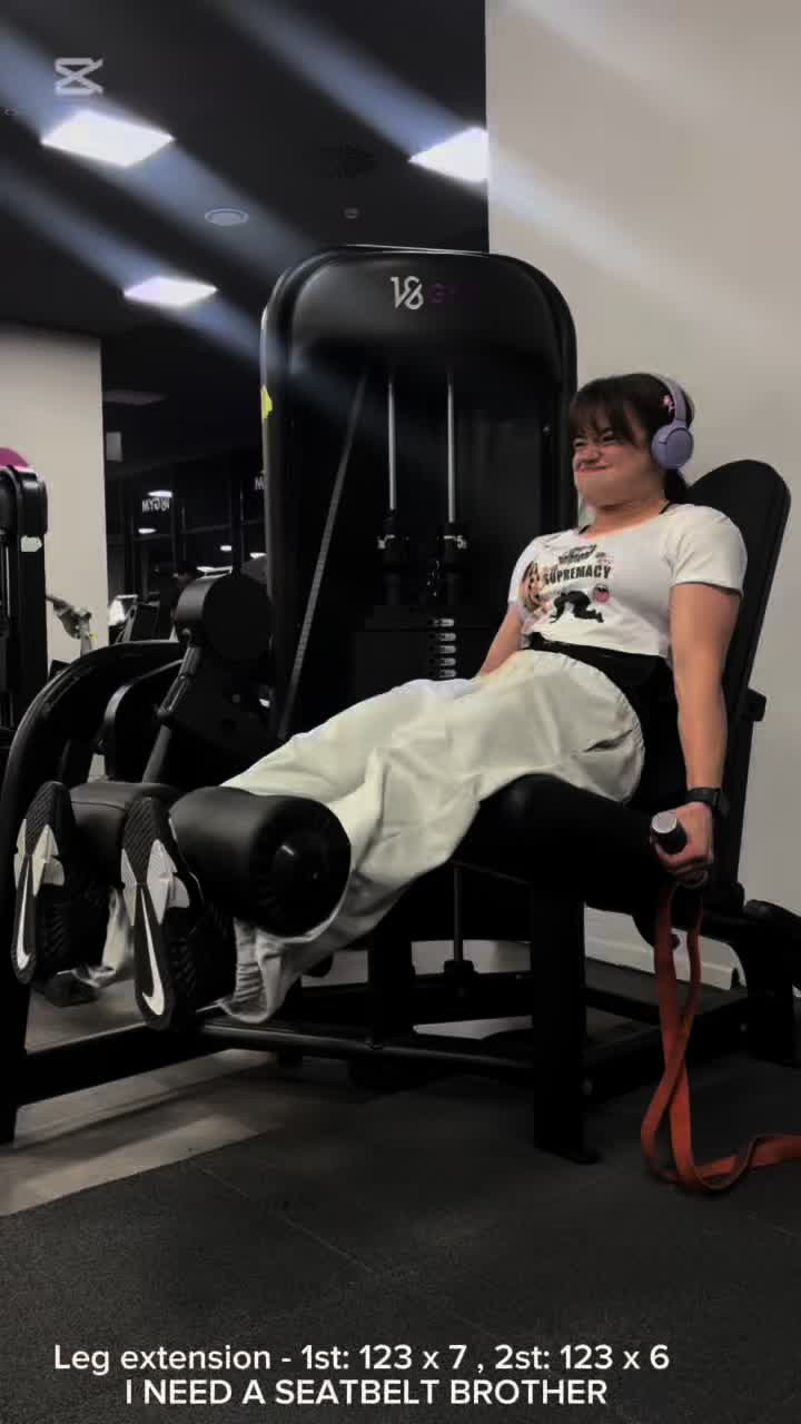 @ilovemuscularmen12