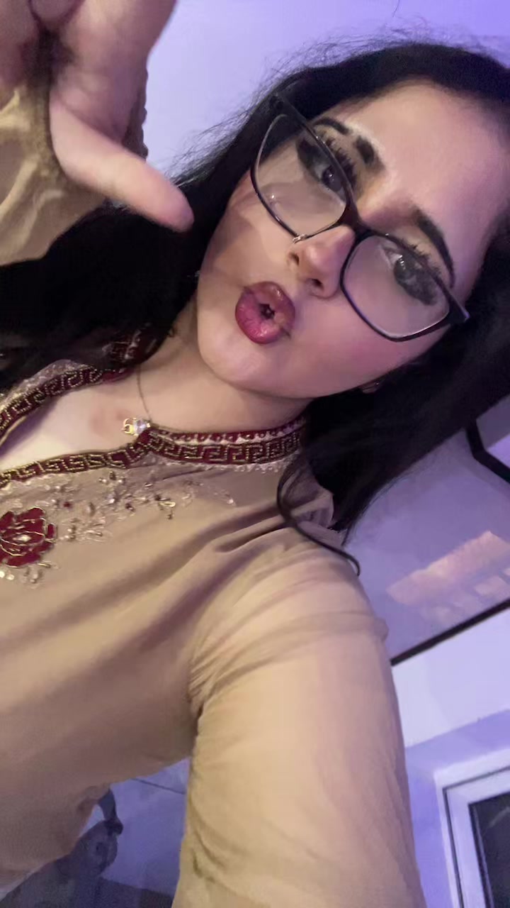 @𝐚𝐧𝐚𝐲𝐚!!