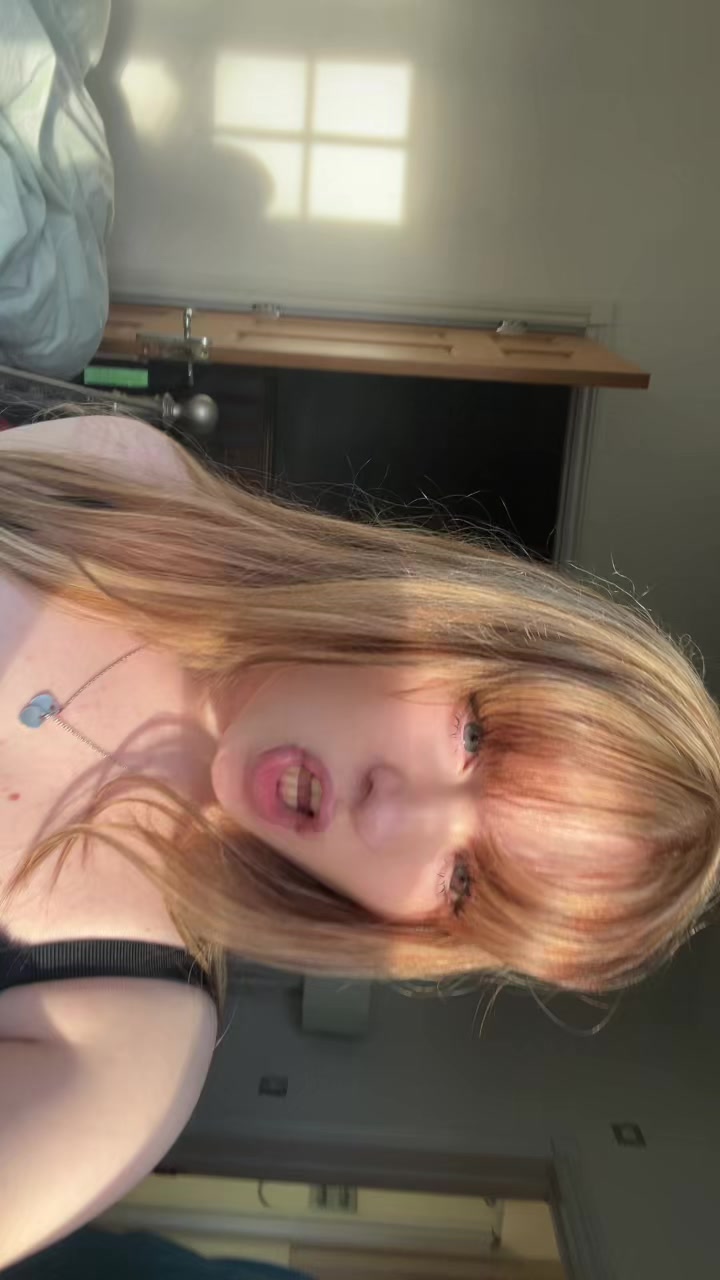 @Notchloe
