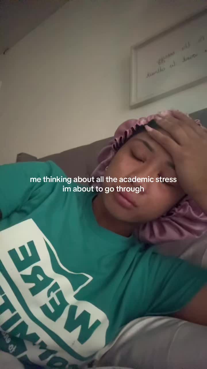 @dani ₊˚⊹ ᰔ