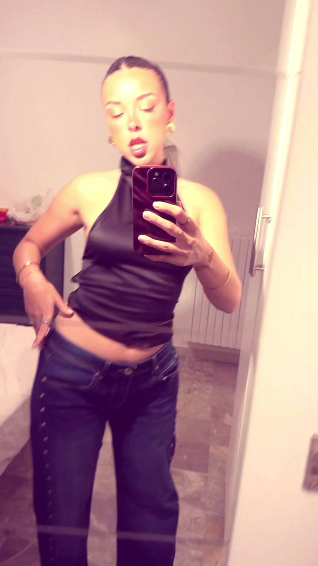 @laianunu