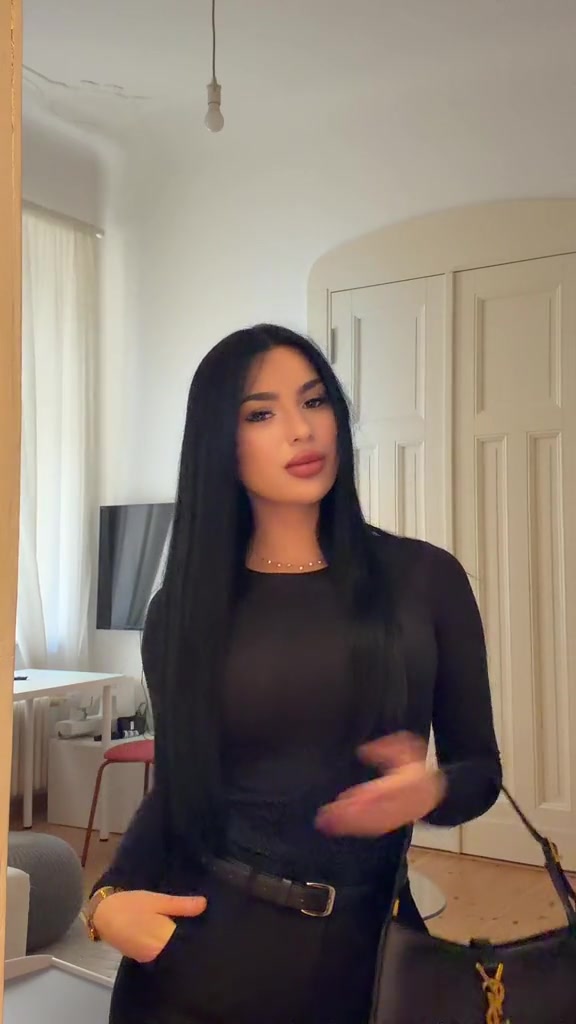 @vivieeeeeeeenn