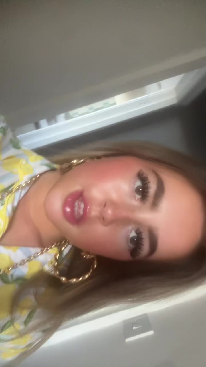@𝐌𝐀𝐃𝐃𝐈𝐄𝐌𝐀𝐄👸🏼👸🏼