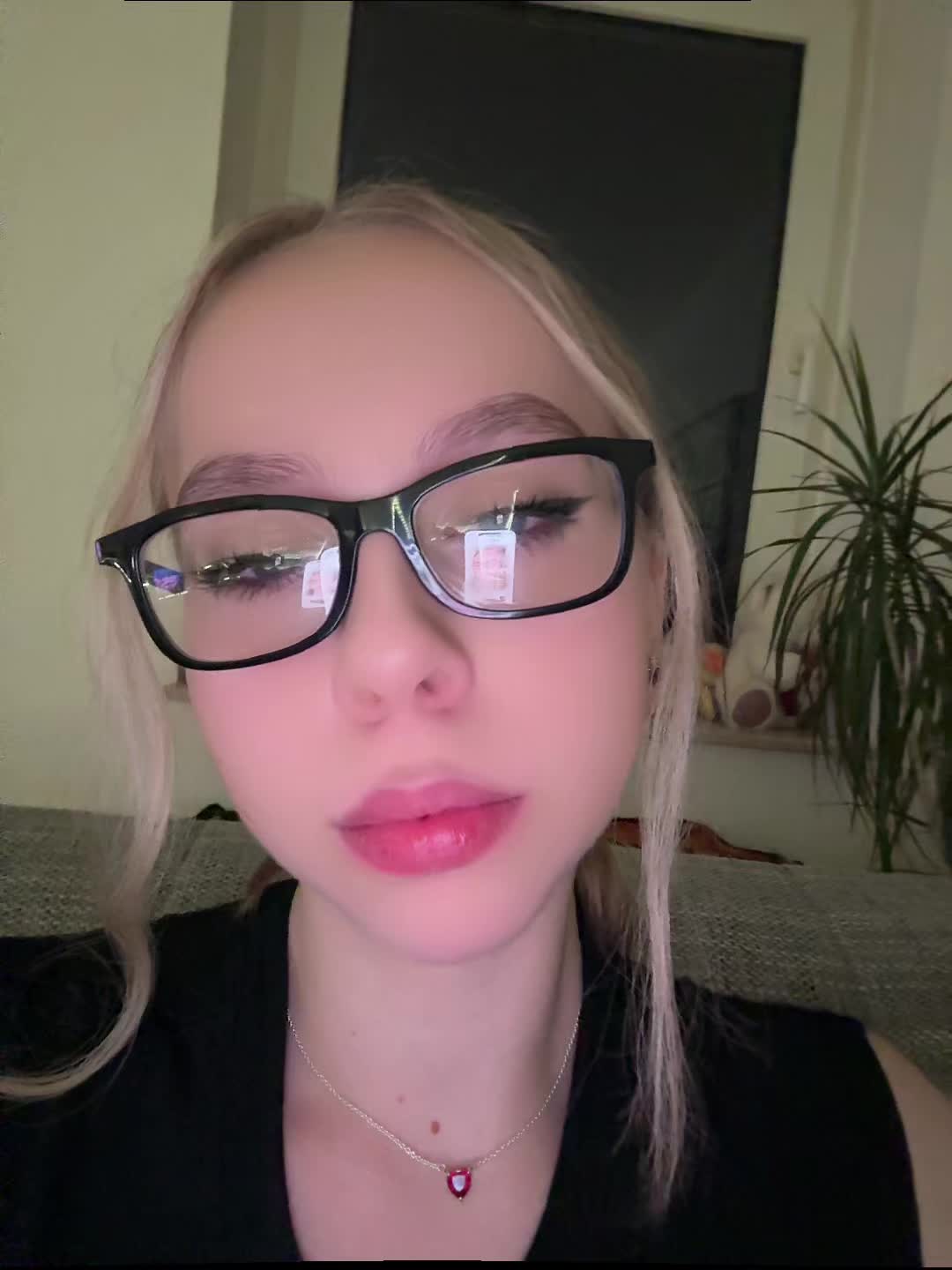 @𝒿𝒶𝓈𝓂𝒾𝓃 ྀིྀི