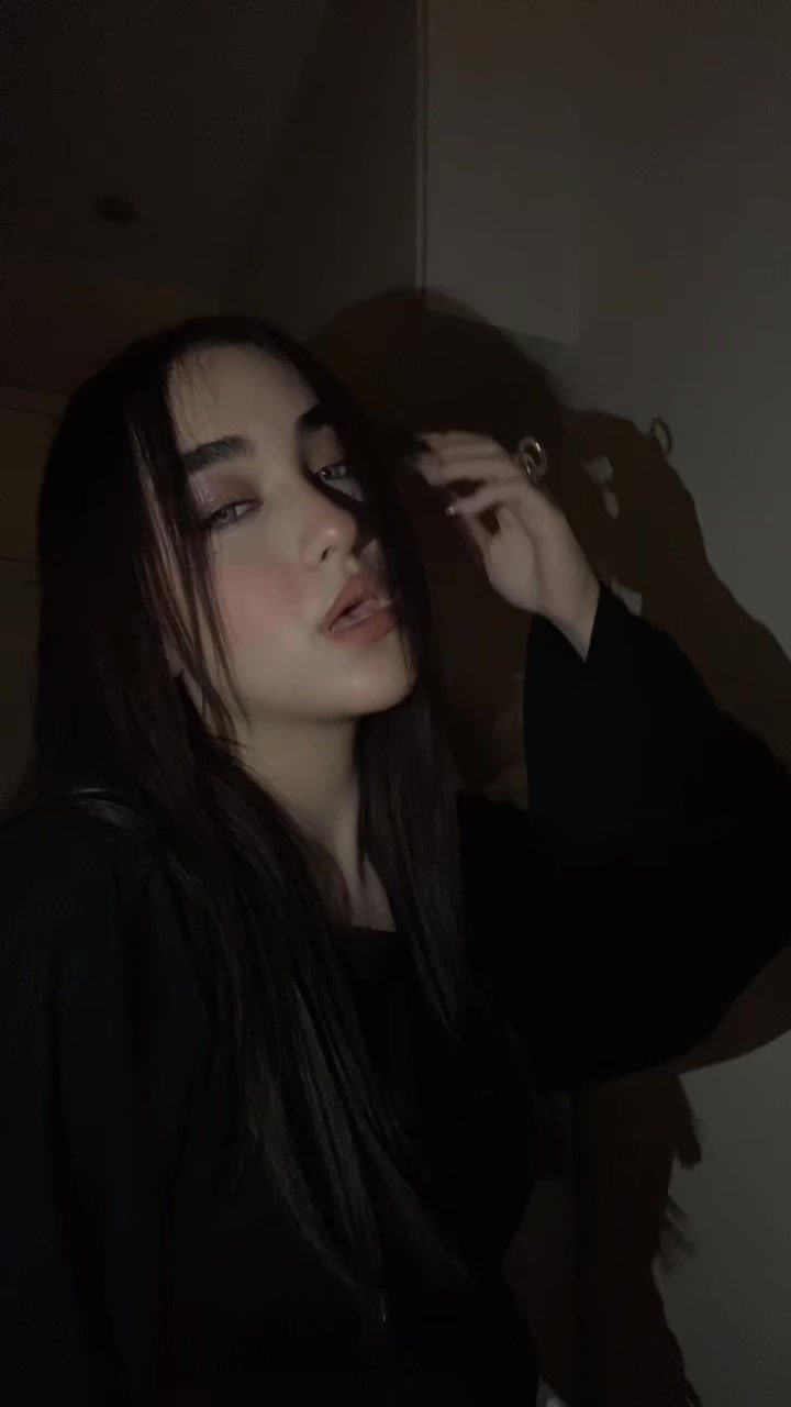 @R.