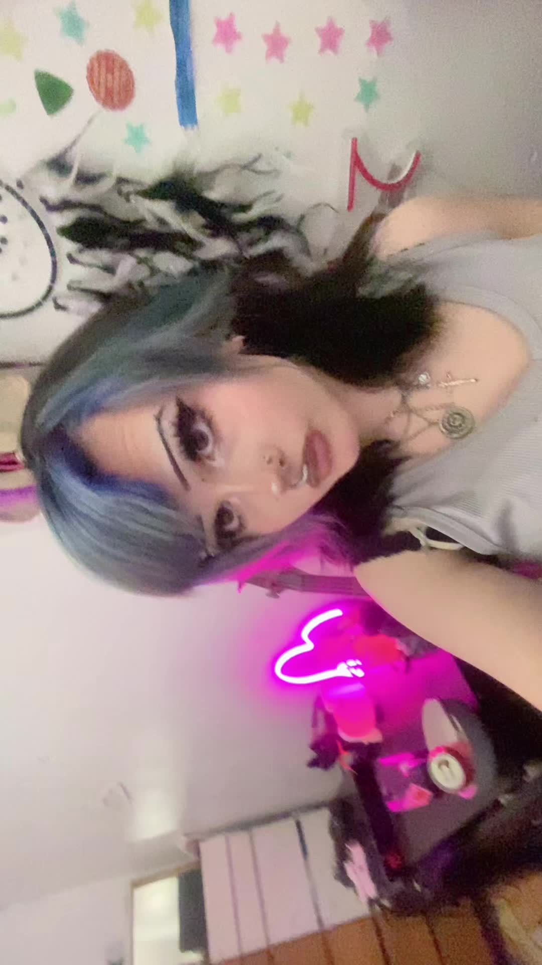 @Ami ♫⃠