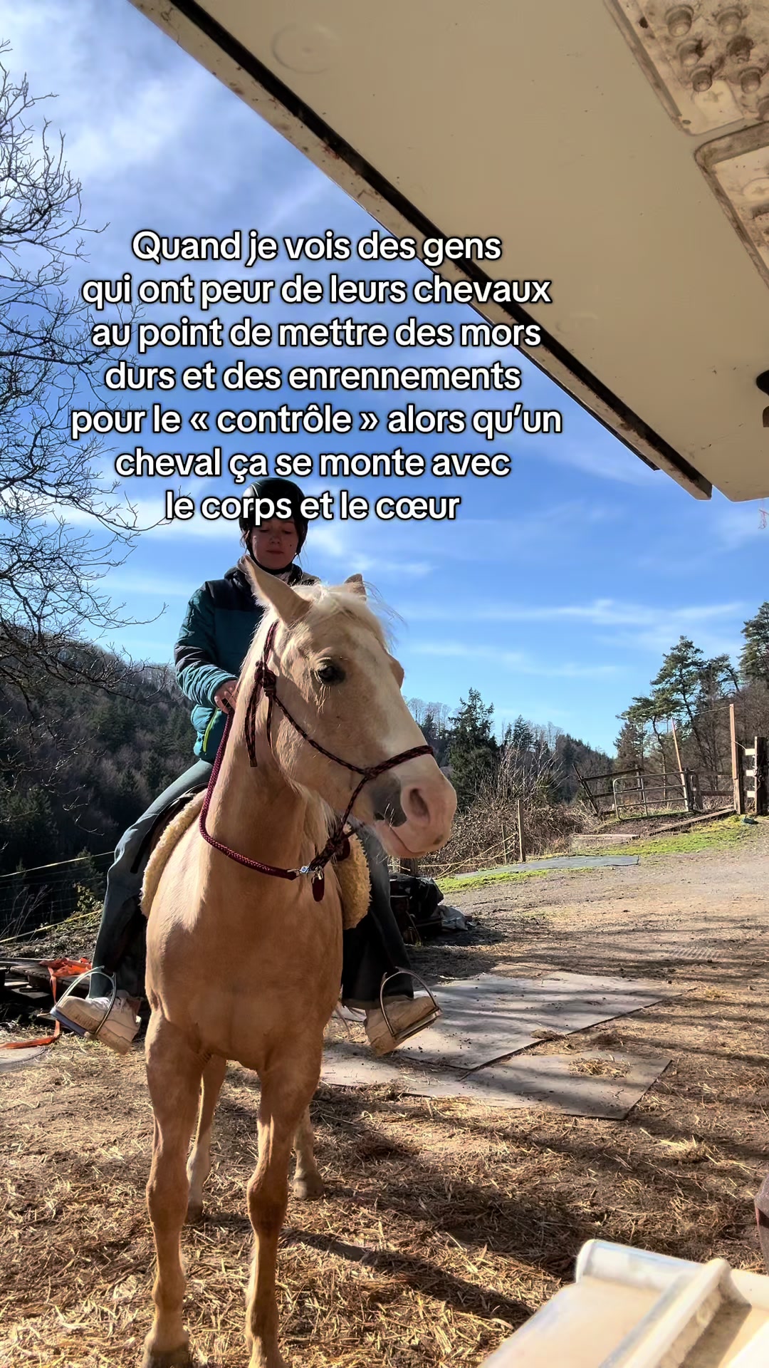 @El&eacute;onore💫