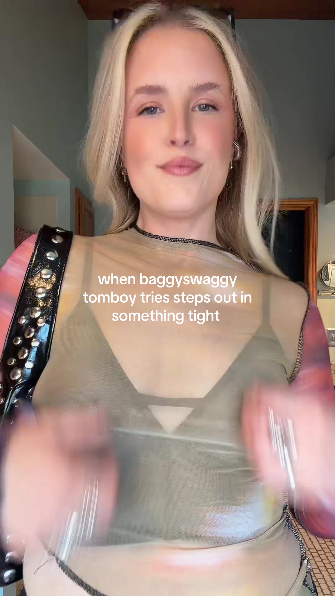 @Sam [ the Bathroom Dancer ]