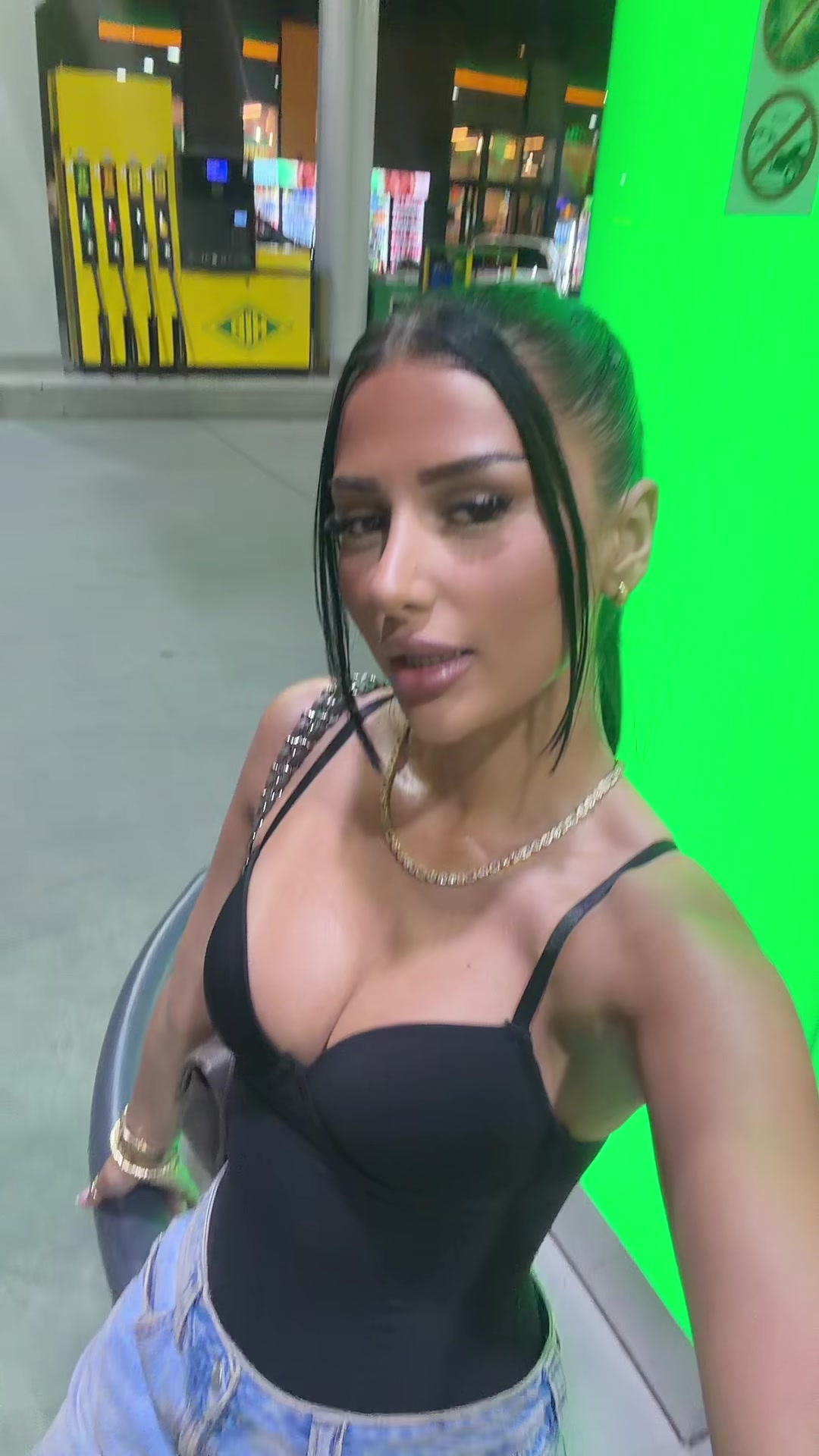 @Tringushe