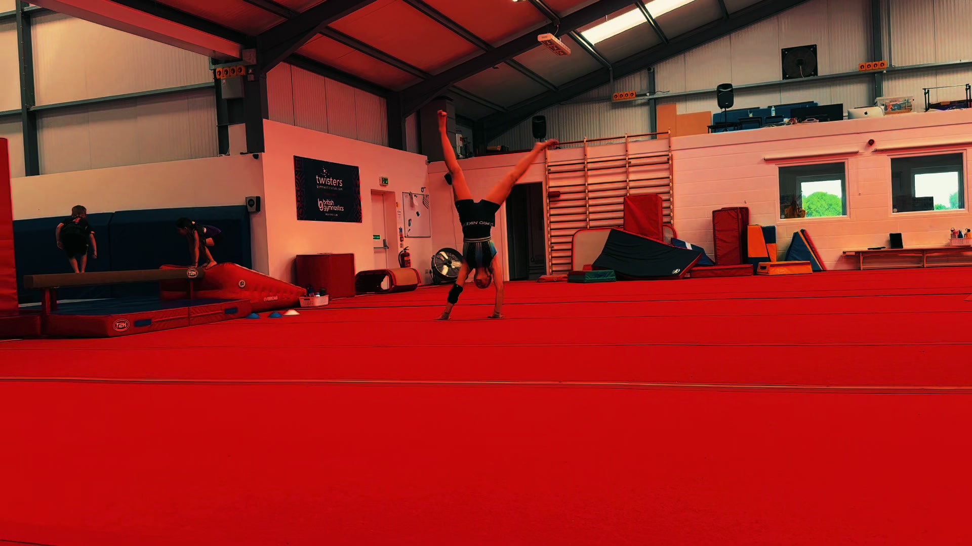 @Willow gymnast ๐คธ๐ผโ๏ธ๐