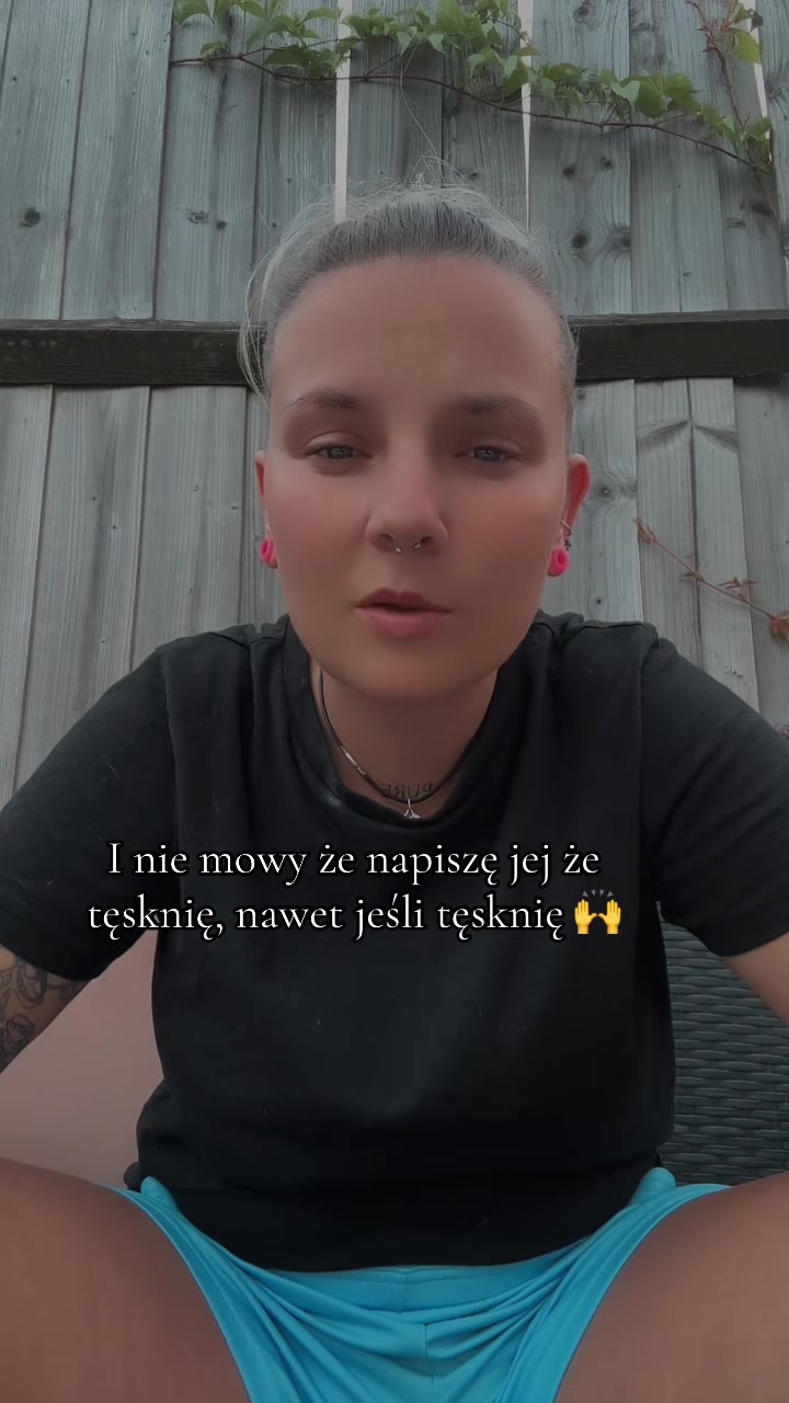 @Niuuszka🏳️🌈