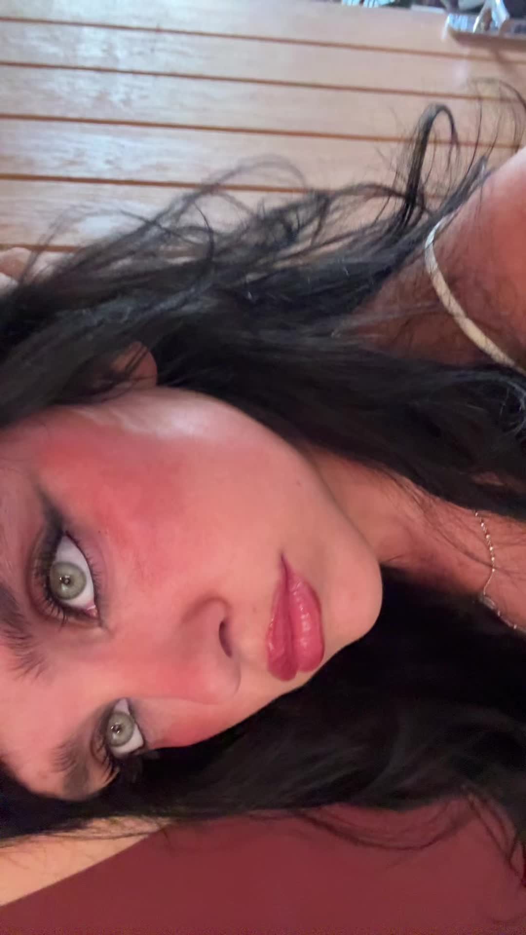 @jessicahdoesnowhavetilktok