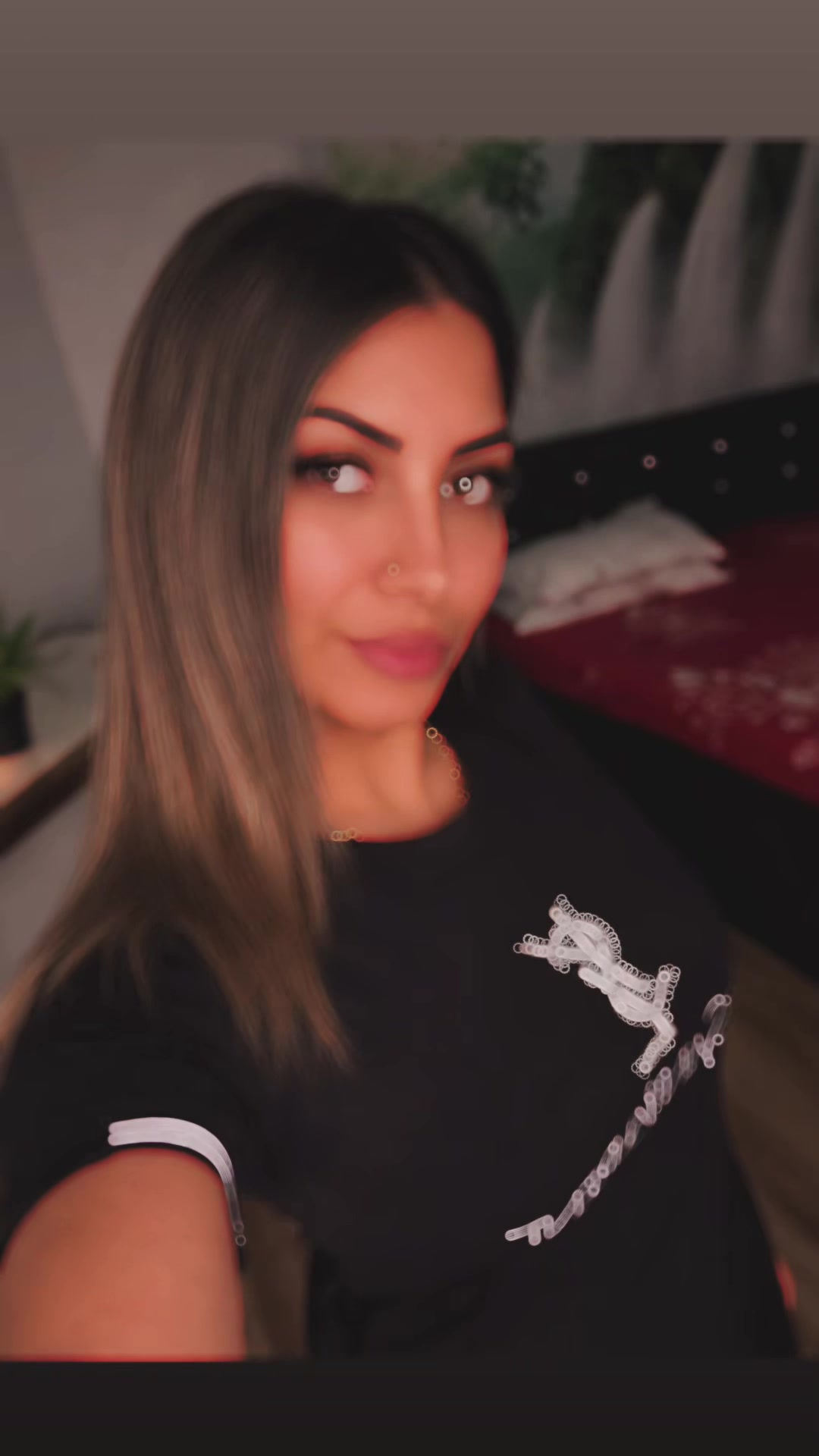 @Simii👩✌🏻