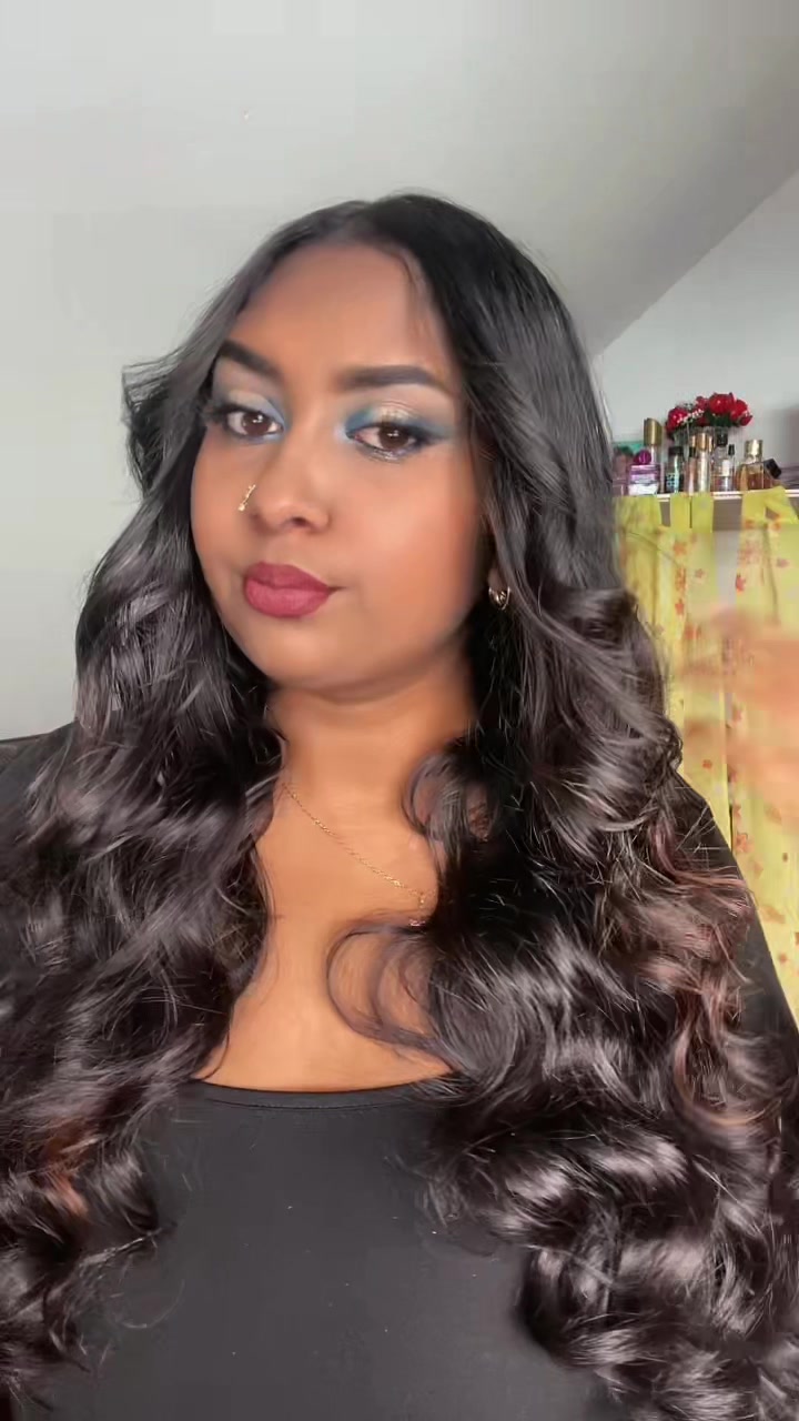@𝐁𝐨𝐥𝐥𝐲𝐰𝐨𝐨𝐝𝐢𝐞𝐧𝐧𝐞 ✨