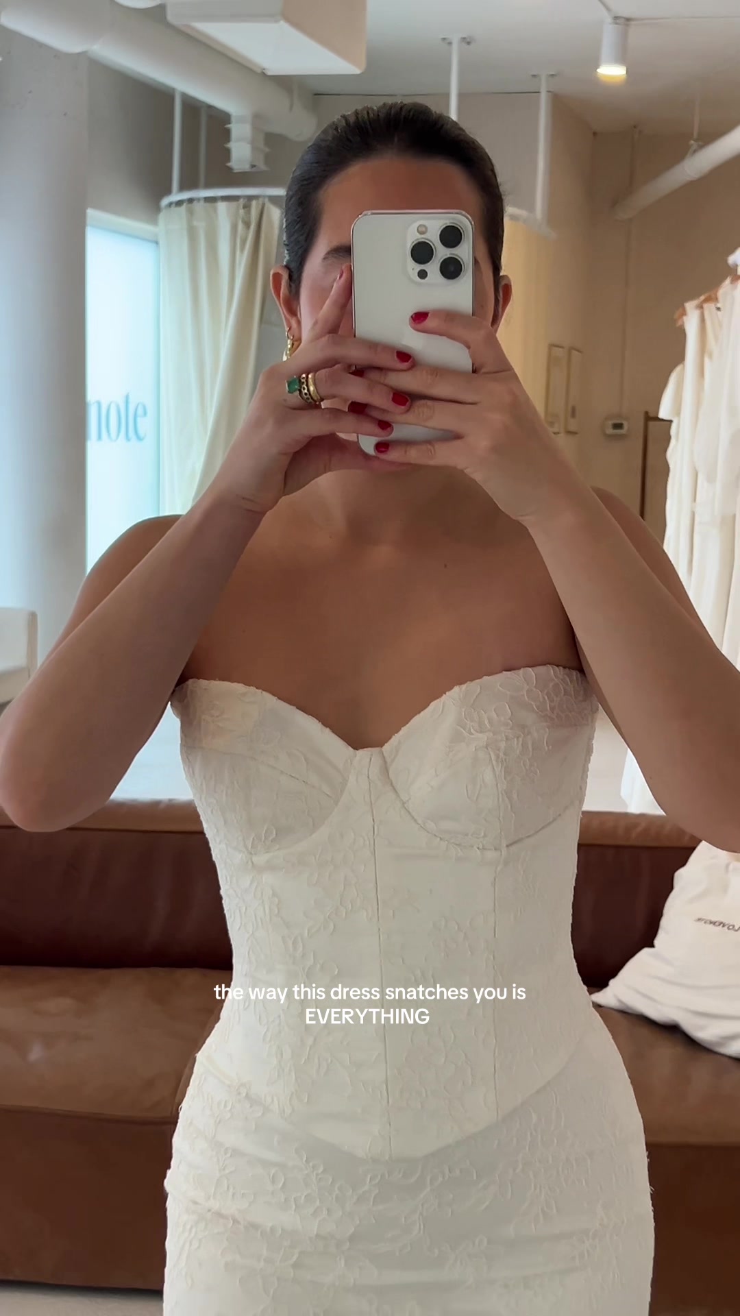 @Laudae