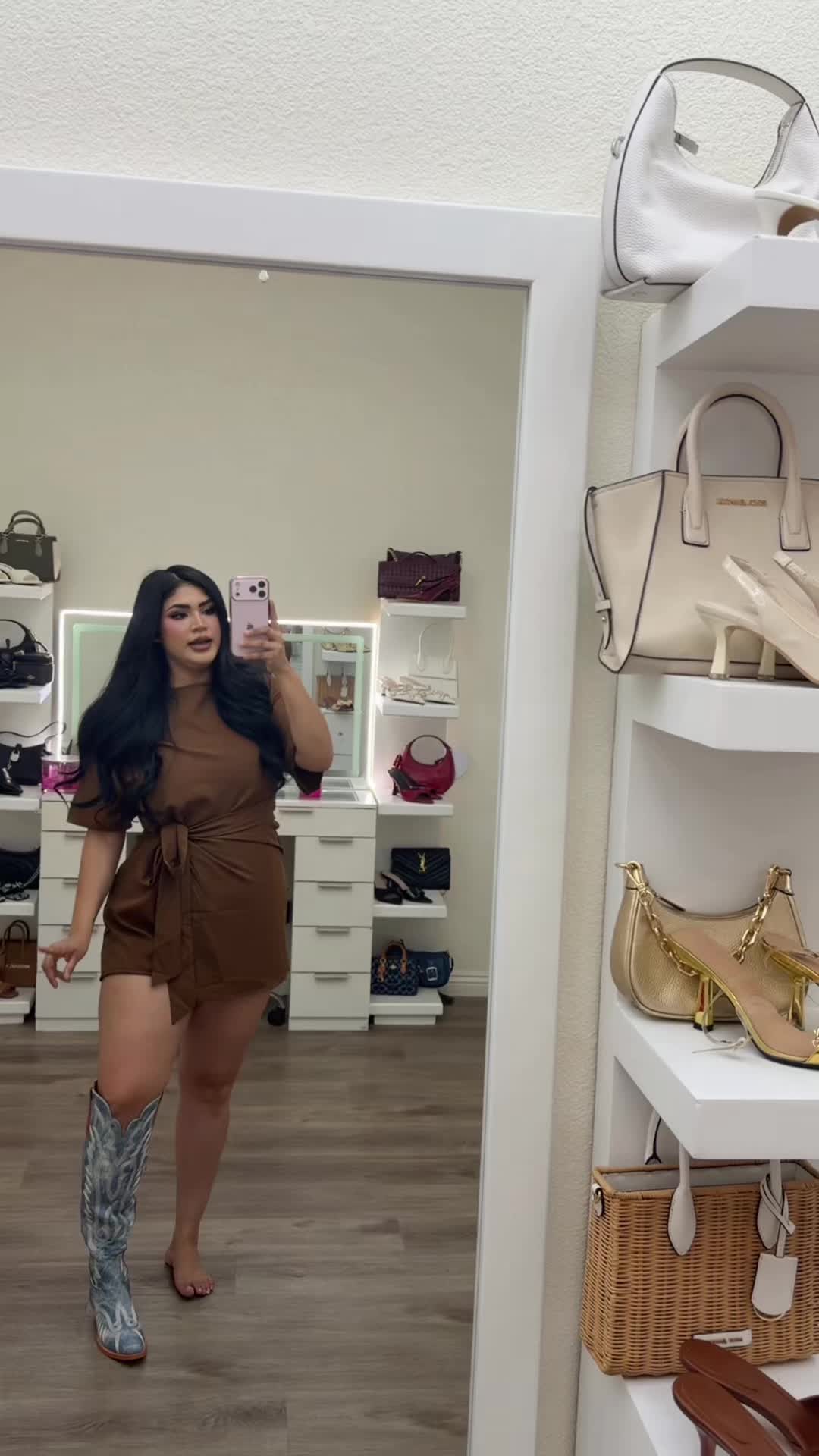 @Kims Cosmeticss
